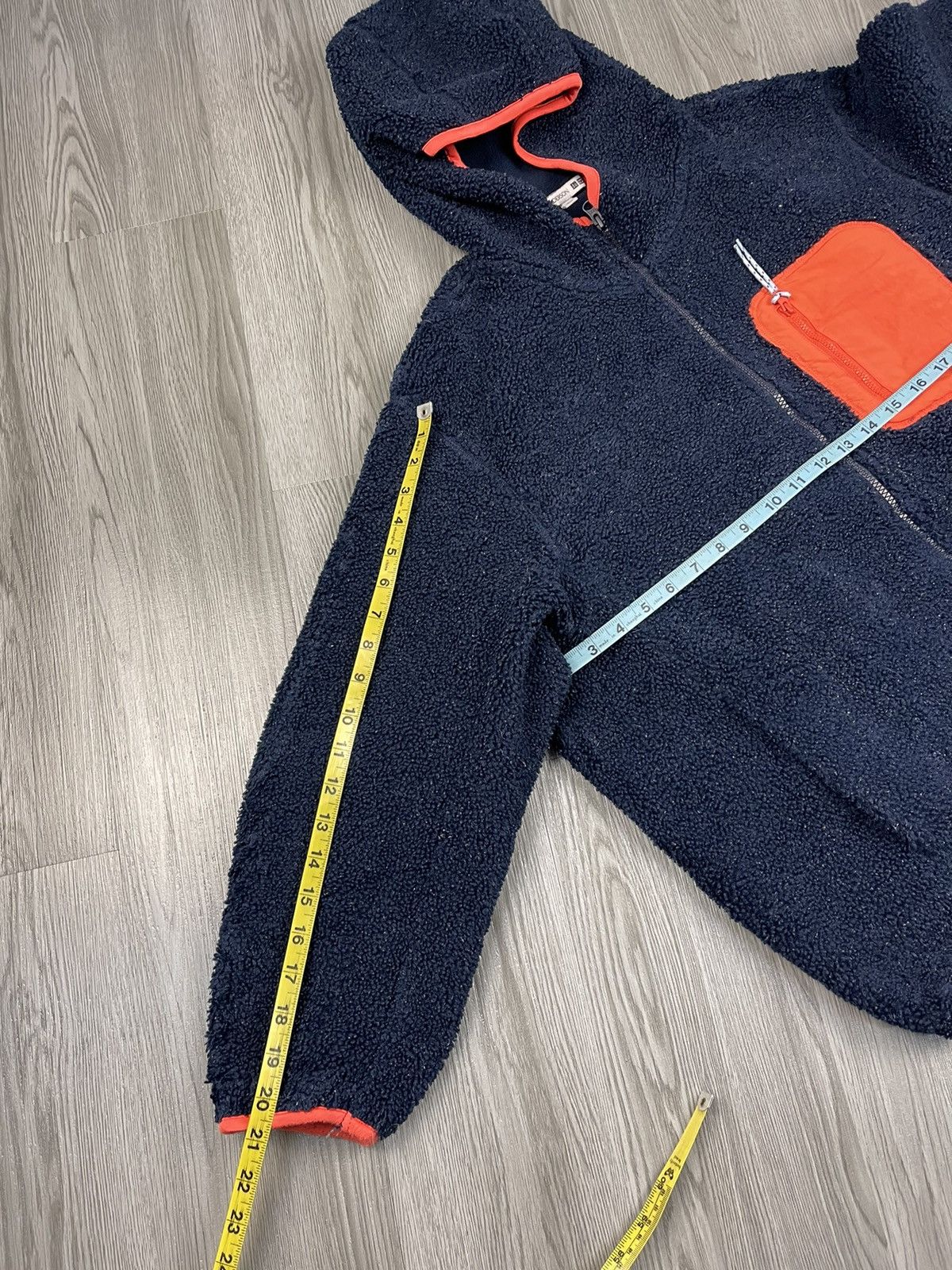 JW Anderson × Uniqlo J.W.Anderson x uniqlo sherpa fleece hooded jacket Size US XL / EU 56 / 4 - 7 Thumbnail