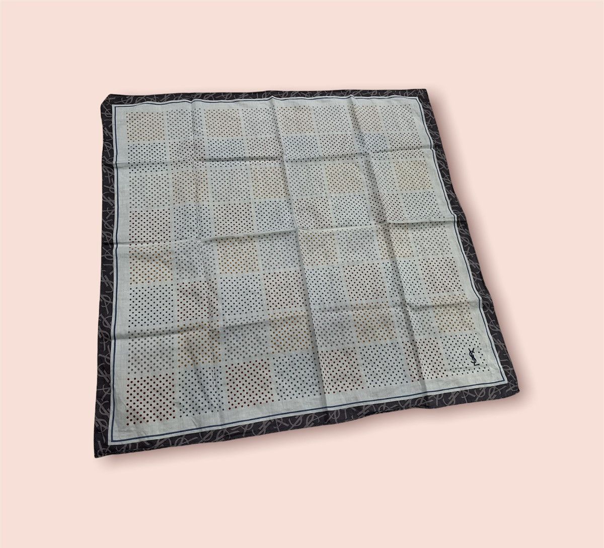 Vintage × Yves Saint Laurent VTG YSL HANDKERCHIEF/POCKETSQUARE/BANDANA Size ONE SIZE - 7 Thumbnail