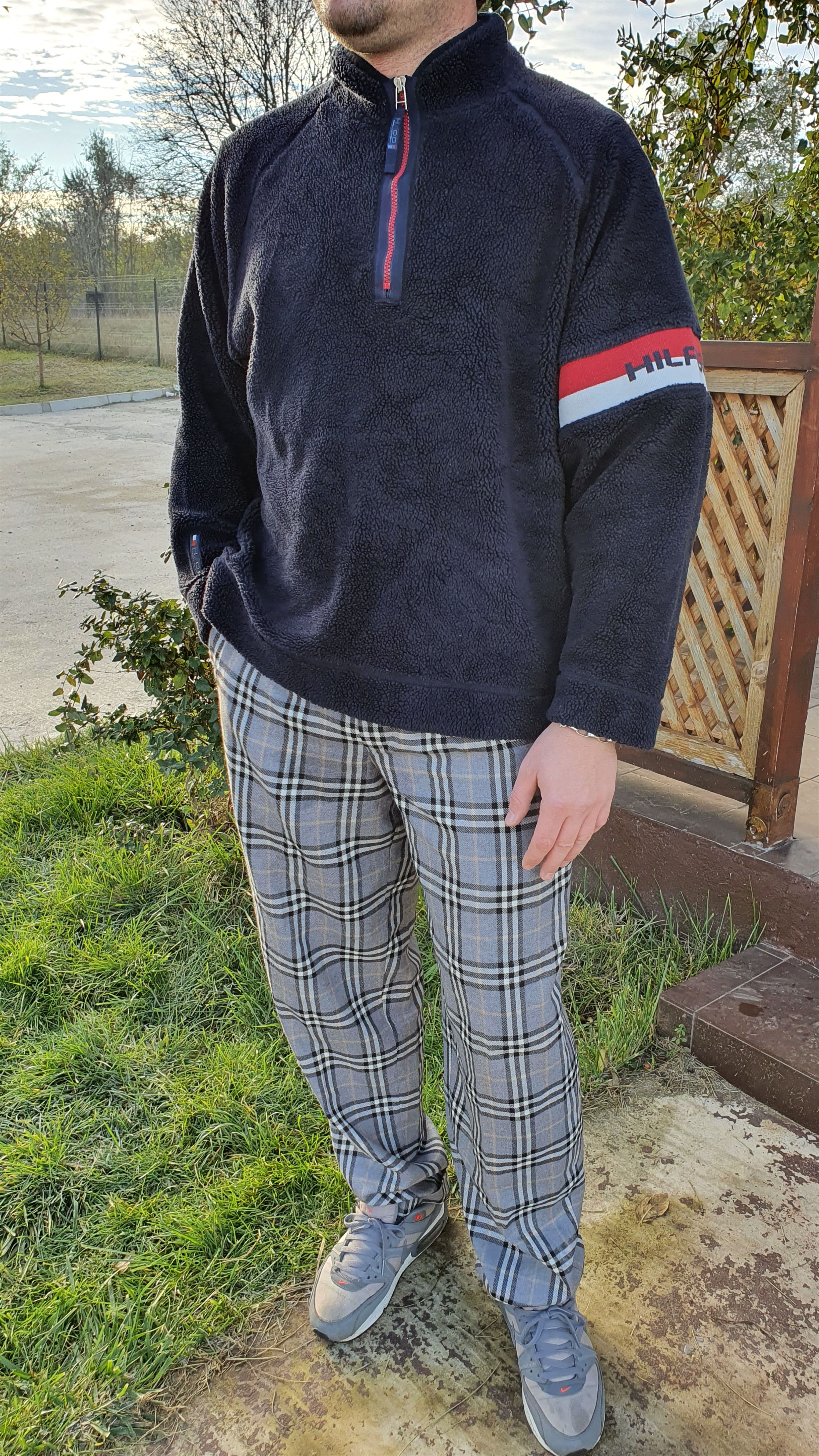 Tommy Hilfiger × Tommy Jeans Rare Tommy Hilfiger half zip up Deep Pile Fleece Navy Size US L / EU 52-54 / 3 - 6 Thumbnail