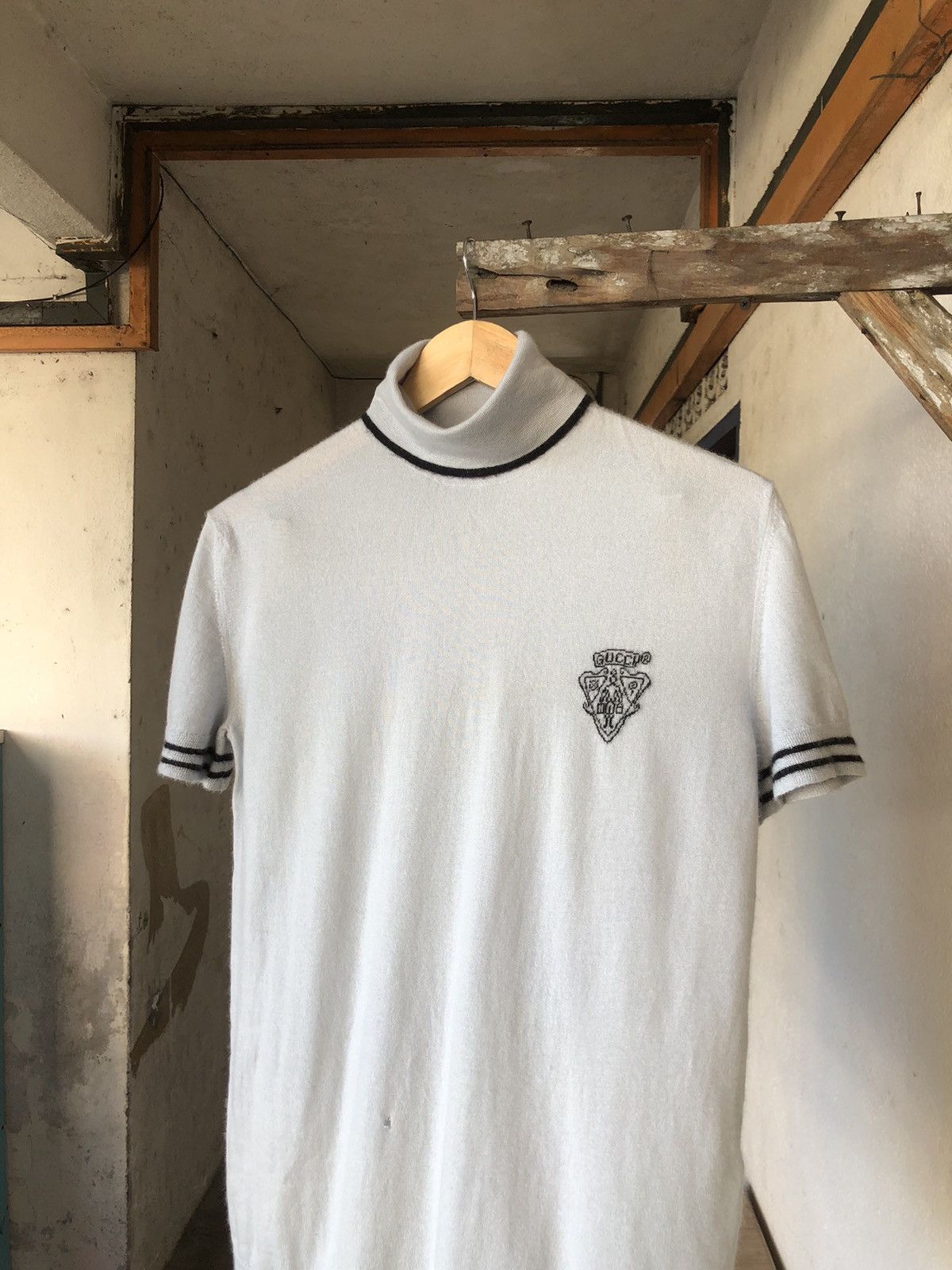 Gucci Vintage Gucci Baby Blue Small Logo Knit Turtle Neck Size XL / US 12-14 / IT 48-50 - 4 Thumbnail