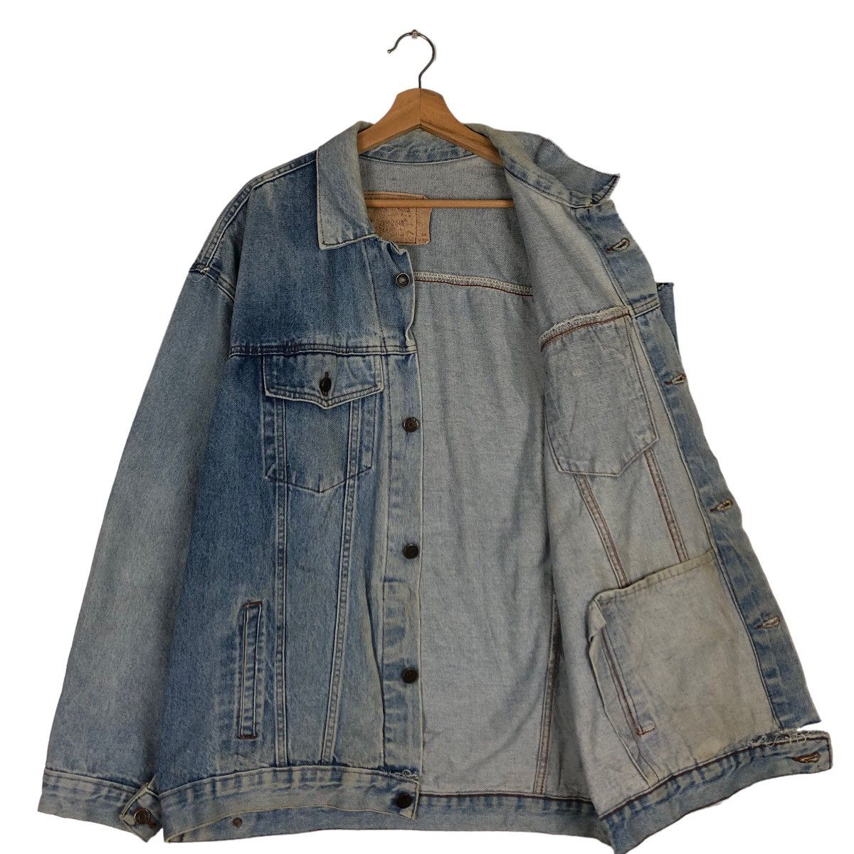 Levi's VINTAGE TRUCKER DENIM JACKET LEVI’S RACER WEAR Size US M / EU 48-50 / 2 - 12 Thumbnail