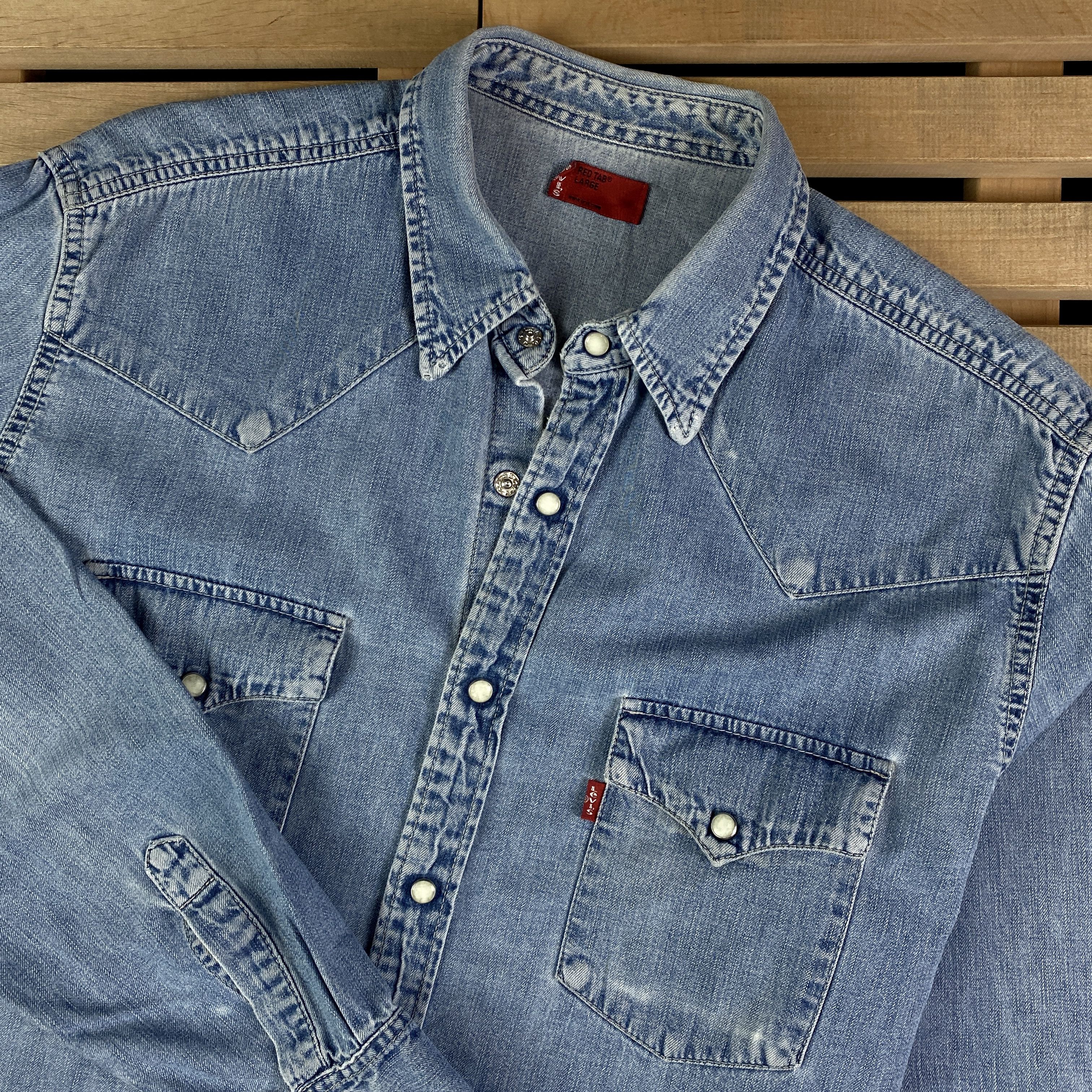 Levi's × Levi's Vintage Clothing × Vintage Men’s Jeans Shirt Long Sleeve Levi’s Red Tab Vintage Size L Size US L / EU 52-54 / 3 - 2 Thumbnail