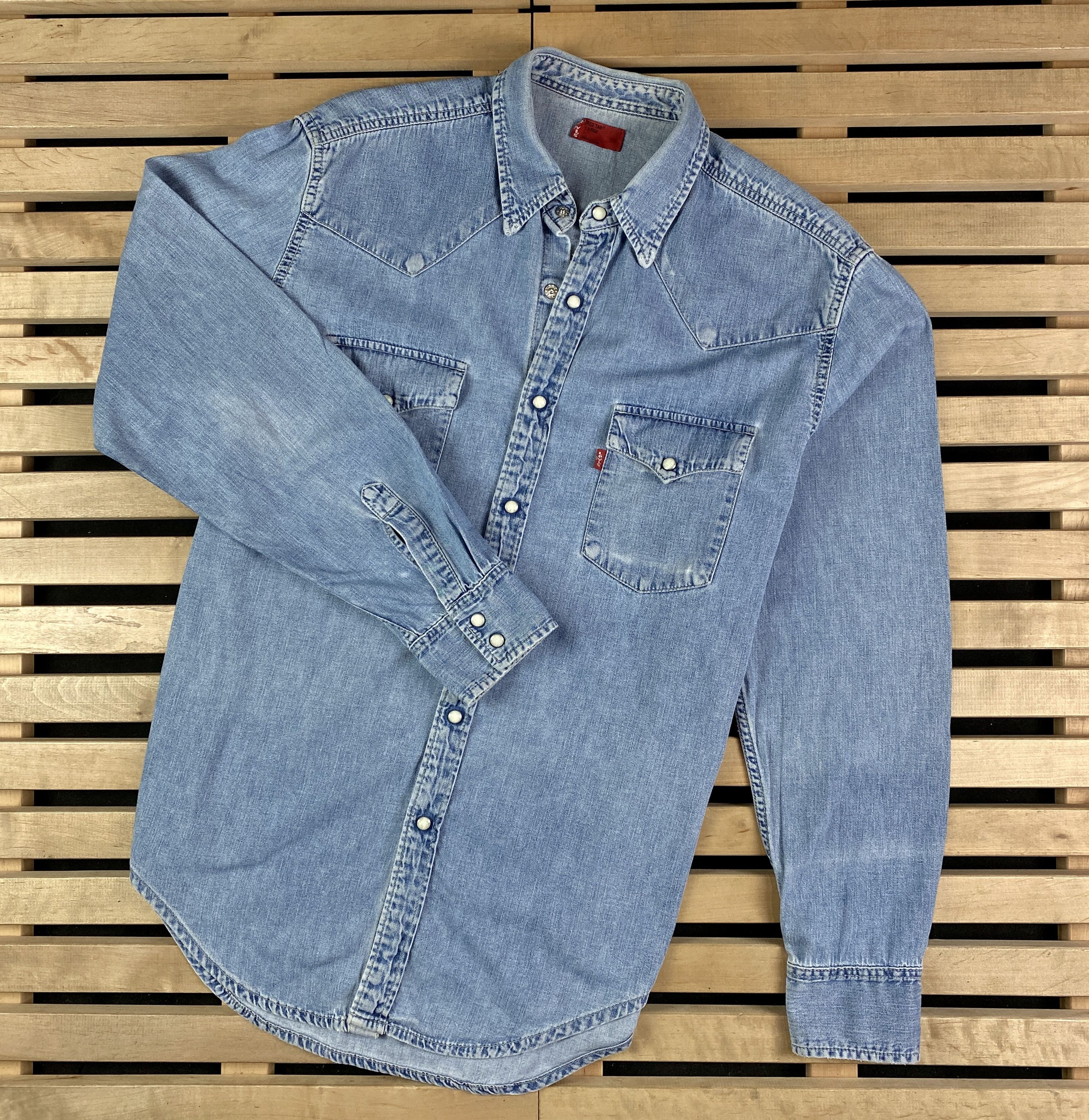 Levi's × Levi's Vintage Clothing × Vintage Men’s Jeans Shirt Long Sleeve Levi’s Red Tab Vintage Size L Size US L / EU 52-54 / 3 - 1 Thumbnail