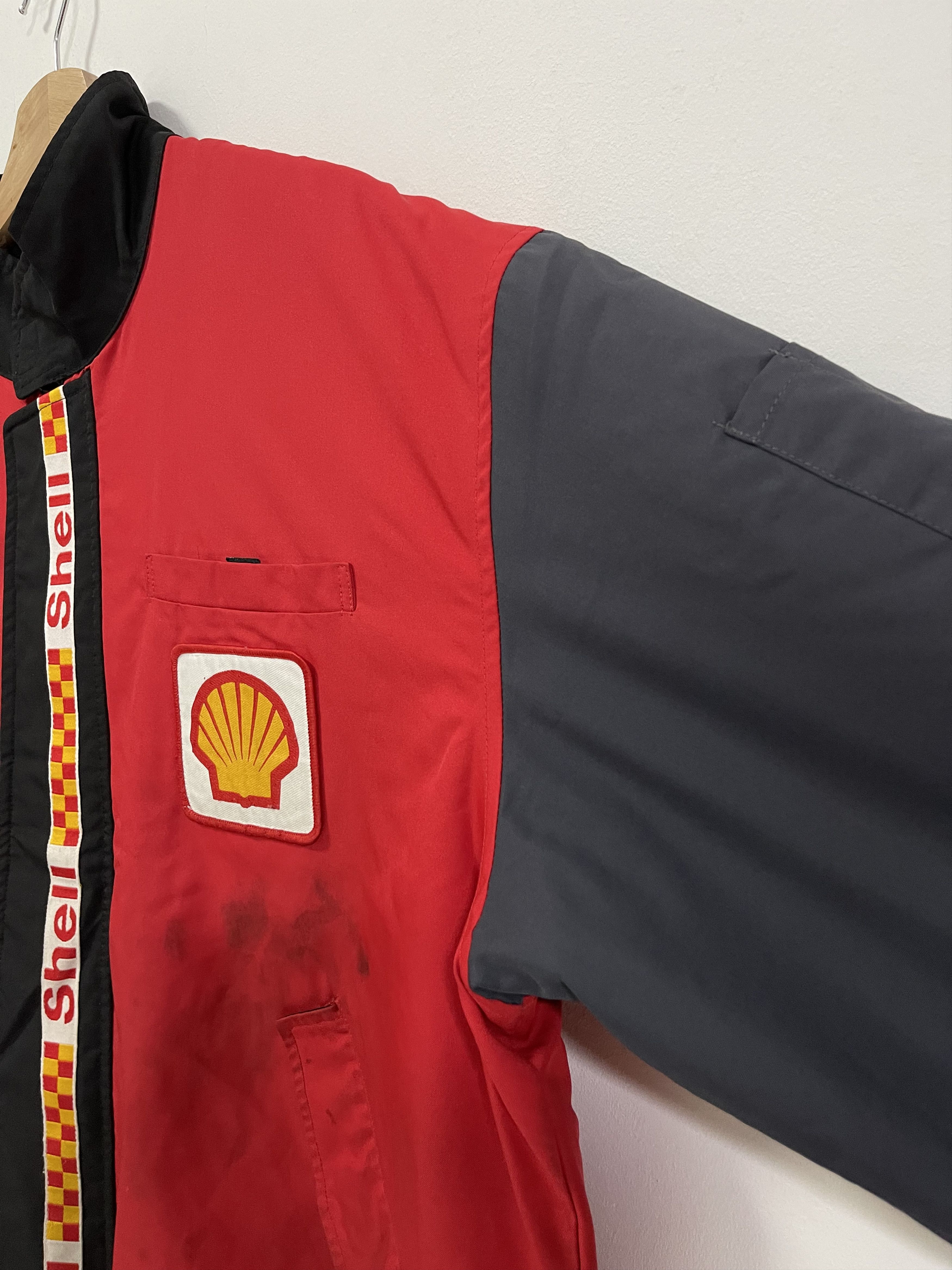 Japanese Brand Vintage Shell Oil Mini Logo Primaloft Distressed Jacket Size US L / EU 52-54 / 3 - 6 Thumbnail