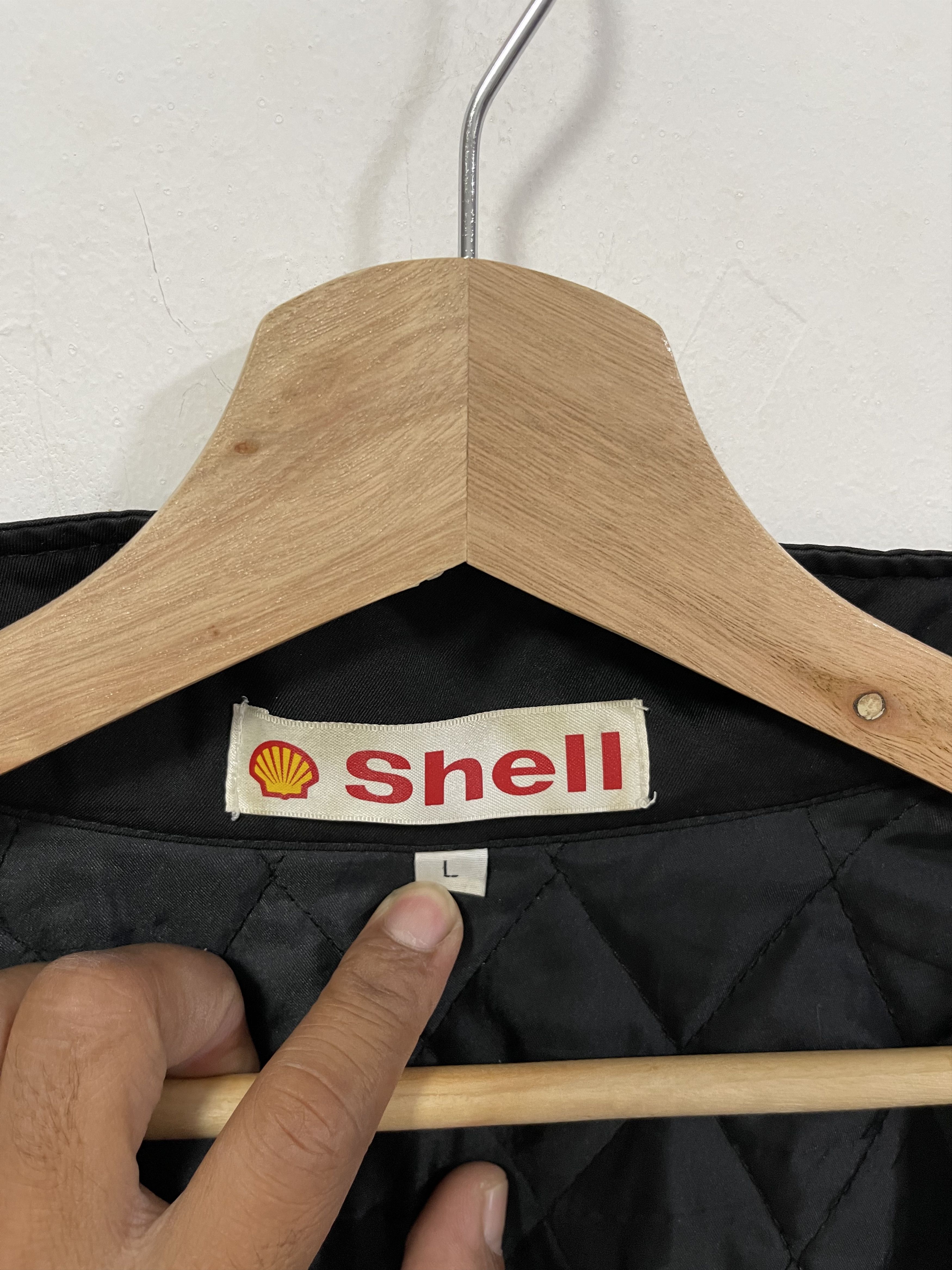 Japanese Brand Vintage Shell Oil Mini Logo Primaloft Distressed Jacket Size US L / EU 52-54 / 3 - 13 Thumbnail