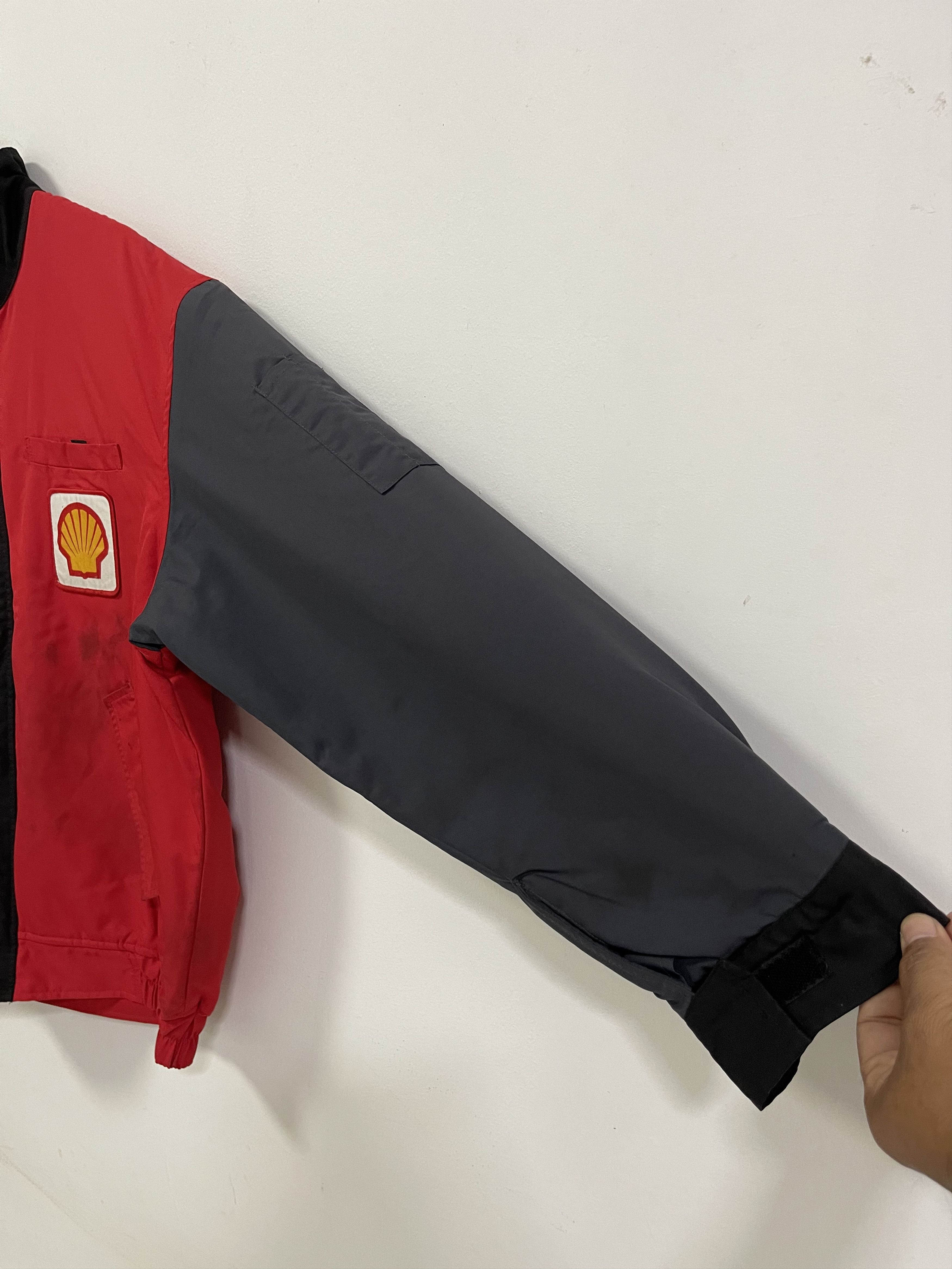 Japanese Brand Vintage Shell Oil Mini Logo Primaloft Distressed Jacket Size US L / EU 52-54 / 3 - 5 Thumbnail