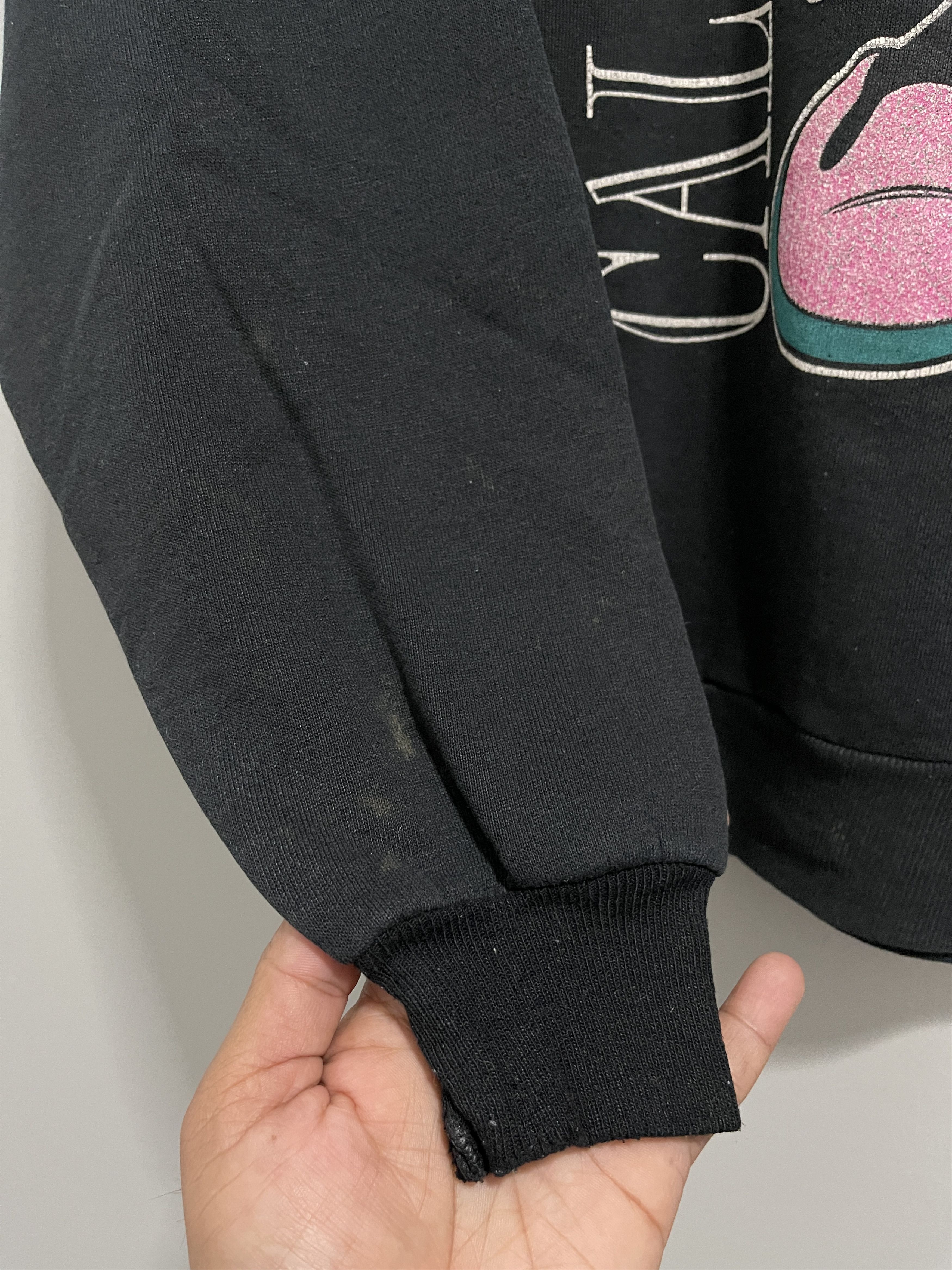 Mickey Mouse × Velva Sheen Vintage 90s Disney Mickey Mouse California Big Logo Size US L / EU 52-54 / 3 - 5 Thumbnail