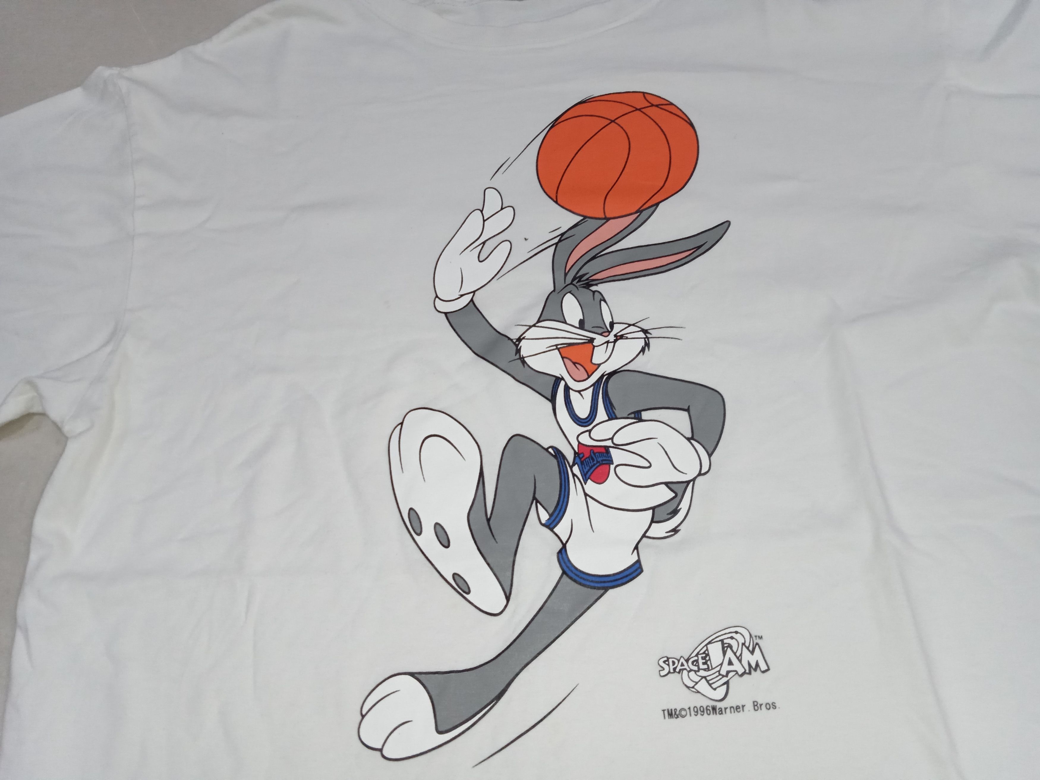 Vintage Vintage 90s Space Jam Bugs Bunny 1996 T-Shirt Size US L / EU 52-54 / 3 - 3 Thumbnail