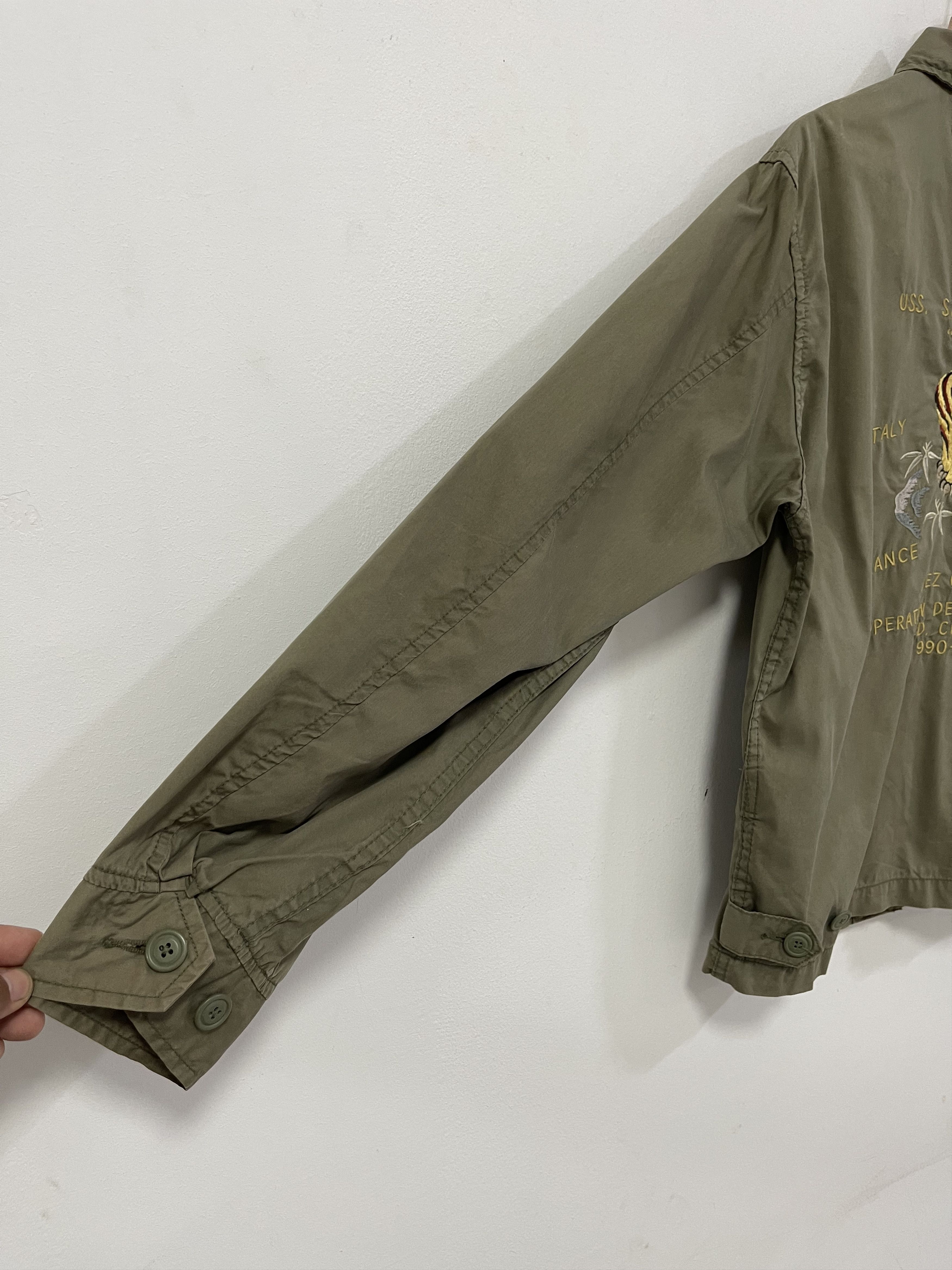 Avirex Vintage Avirex Tiger Embroidery Military Sounevir Jacket Size US S / EU 44-46 / 1 - 7 Thumbnail