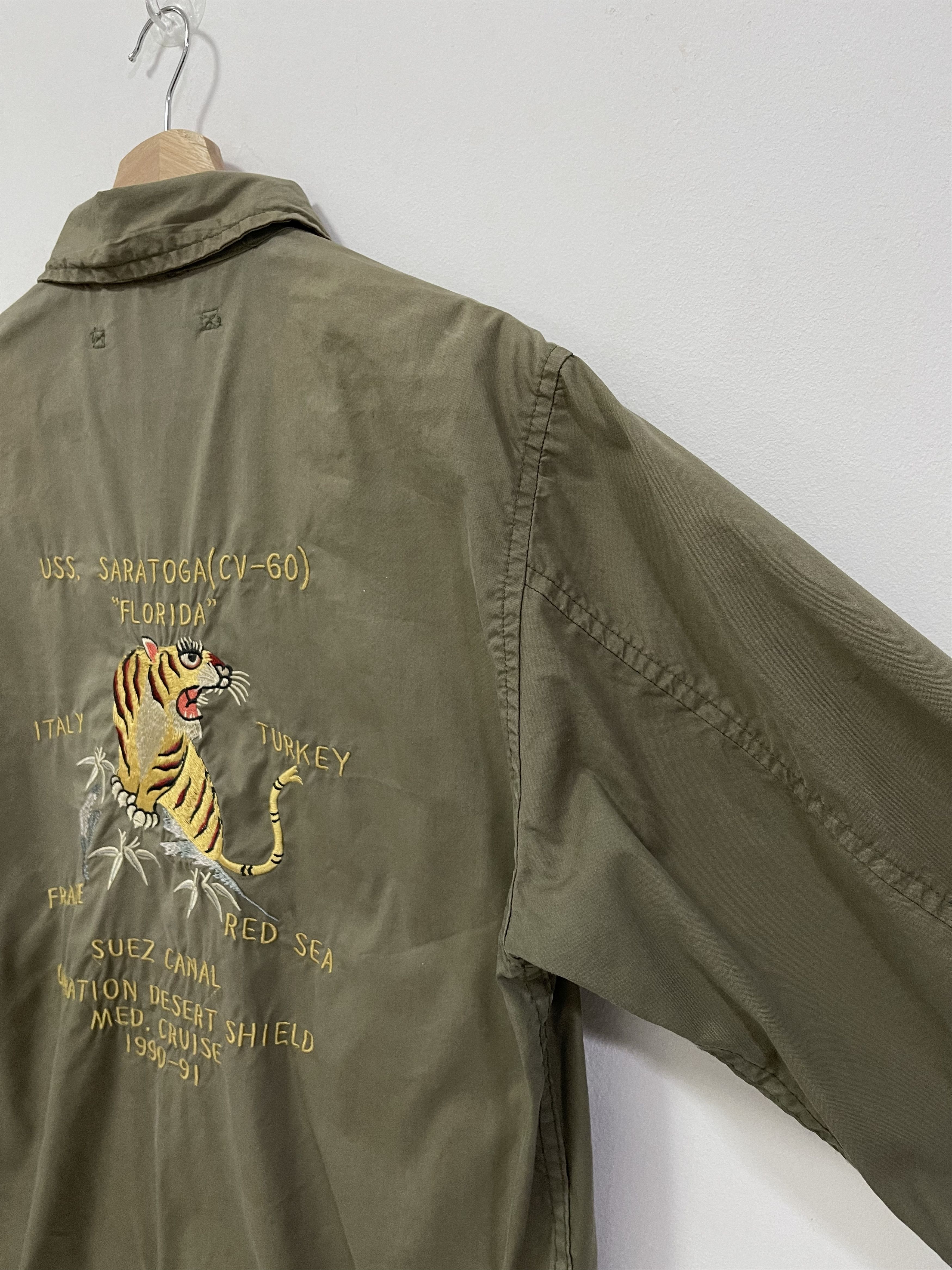 Avirex Vintage Avirex Tiger Embroidery Military Sounevir Jacket Size US S / EU 44-46 / 1 - 6 Thumbnail