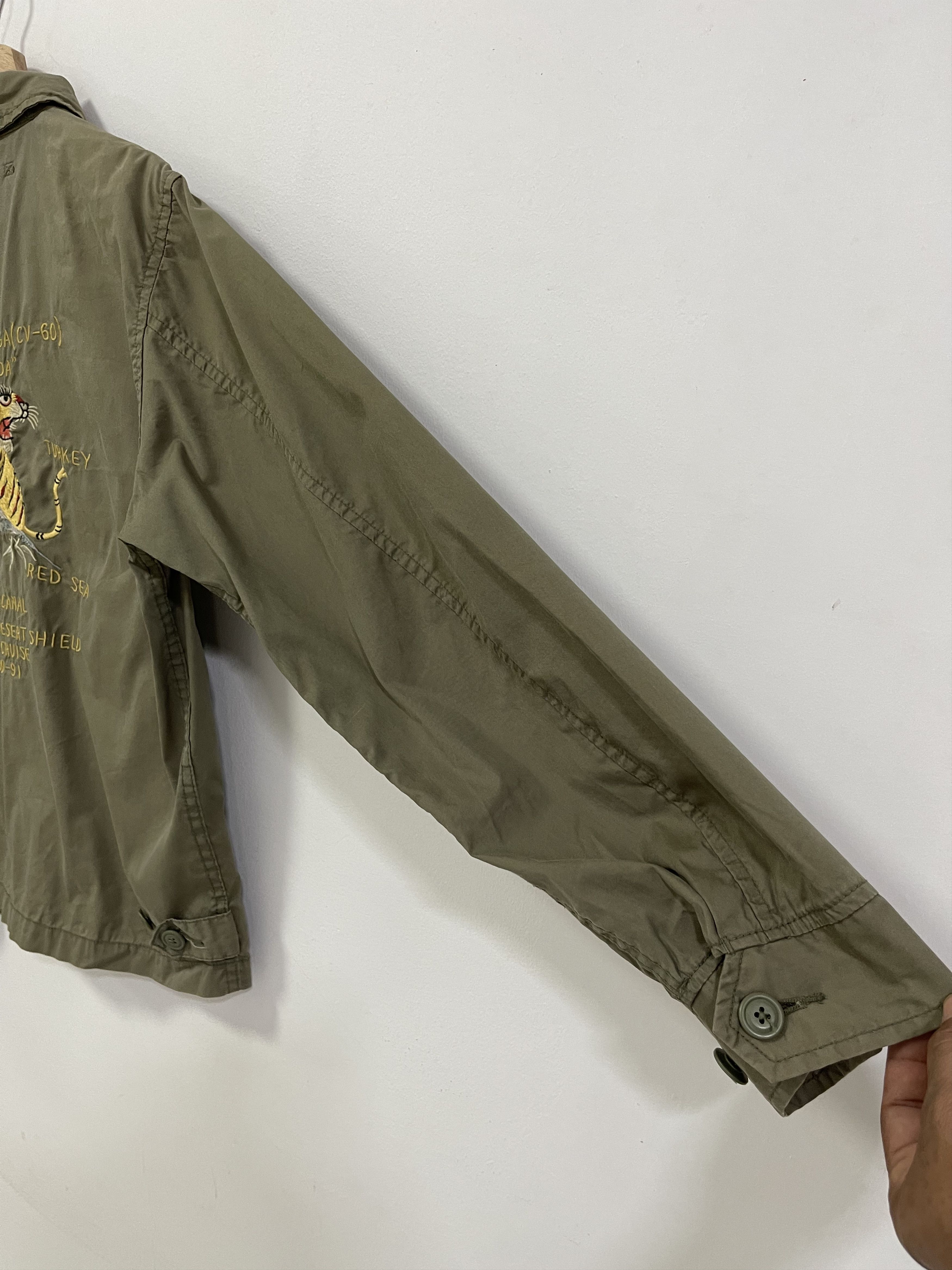 Avirex Vintage Avirex Tiger Embroidery Military Sounevir Jacket Size US S / EU 44-46 / 1 - 5 Thumbnail