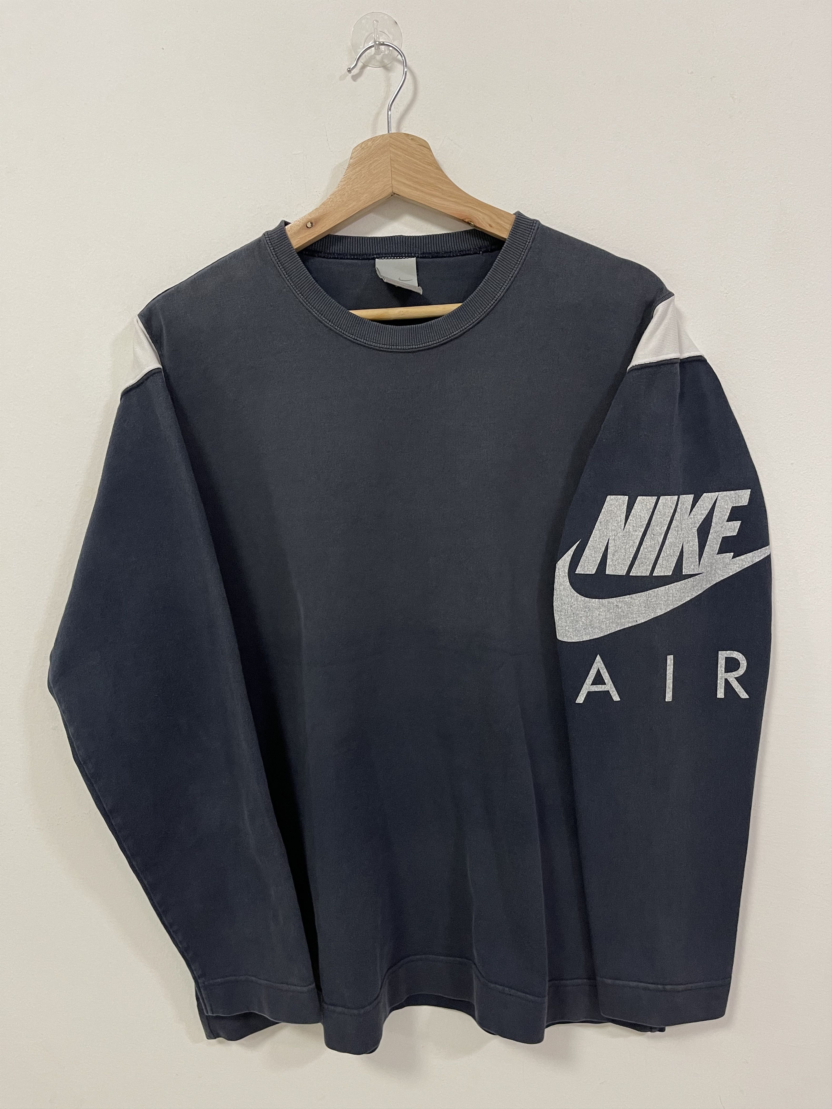 Nike × Vintage Vintage Nike Air Logo Y2k Sweatshirt Size M / US 6-8 / IT 42-44 - 2 Thumbnail