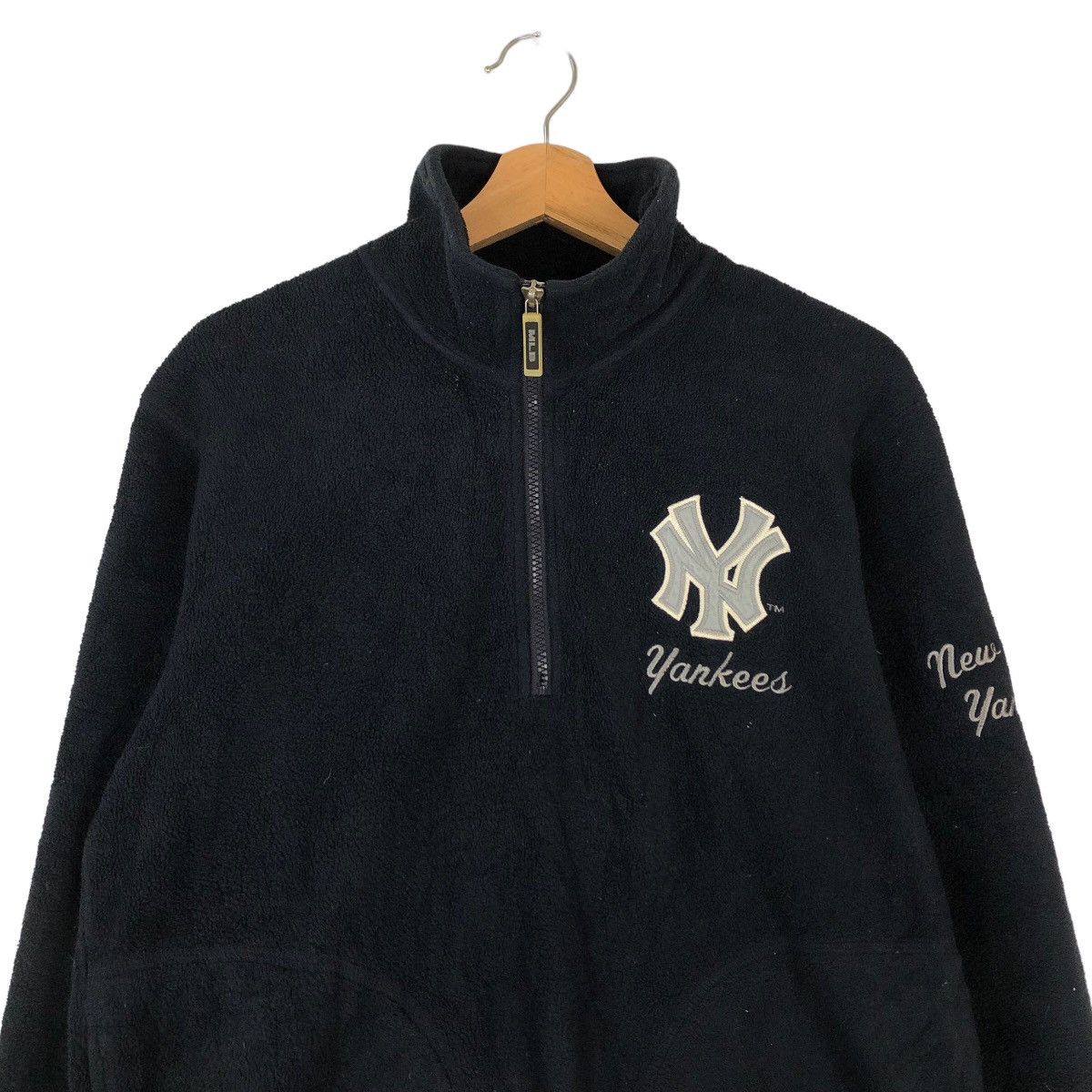 Japanese Brand VINTAGE FLEECE JACKET MLB NEW YORK YANKEES BIG LOGO Size US XL / EU 56 / 4 - 2 Thumbnail