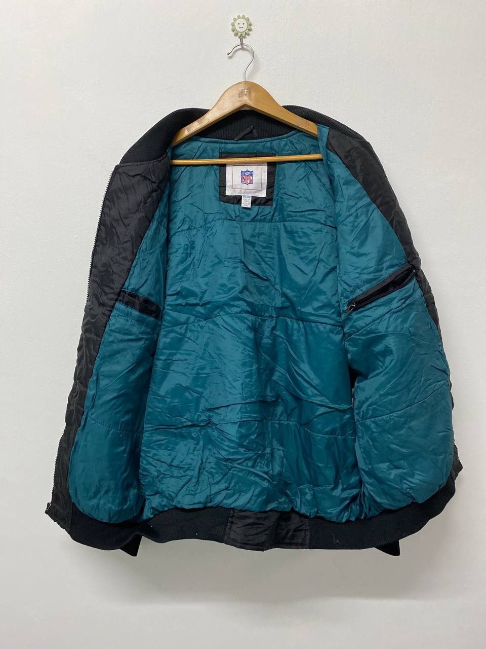 NFL Vintage NFL Philadelphia Eagles jacket Big Logo Back Size US XXL / EU 58 / 5 - 3 Thumbnail