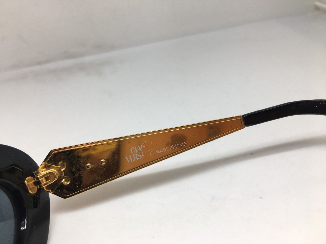 Versace MOD GIANNI VERSACE MEDUSA HEAD ITALIA JACKIE O SUNGLASSES Size ONE SIZE - 3 Thumbnail