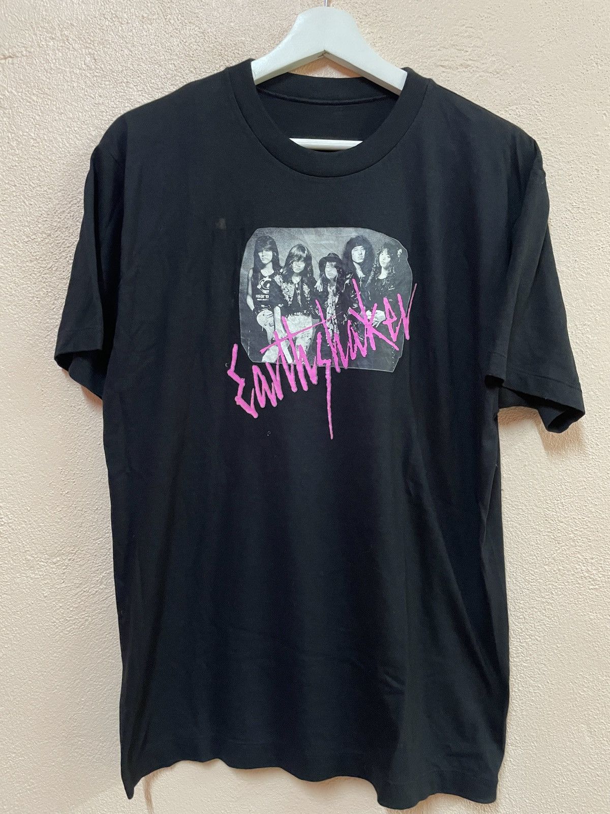 Band Tees vintage Earthshaker Japanese Metal band midnight Flight Size US M / EU 48-50 / 2 - 3 Thumbnail