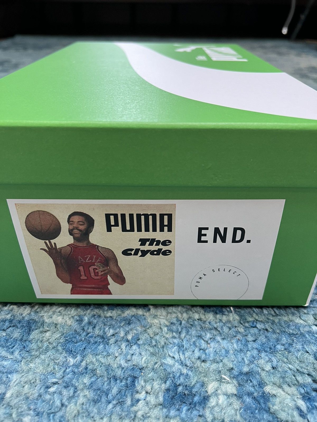 END. × Puma END. X Puma Clyde OG 300 Pairs Size US 11 / EU 44 - 9 Thumbnail