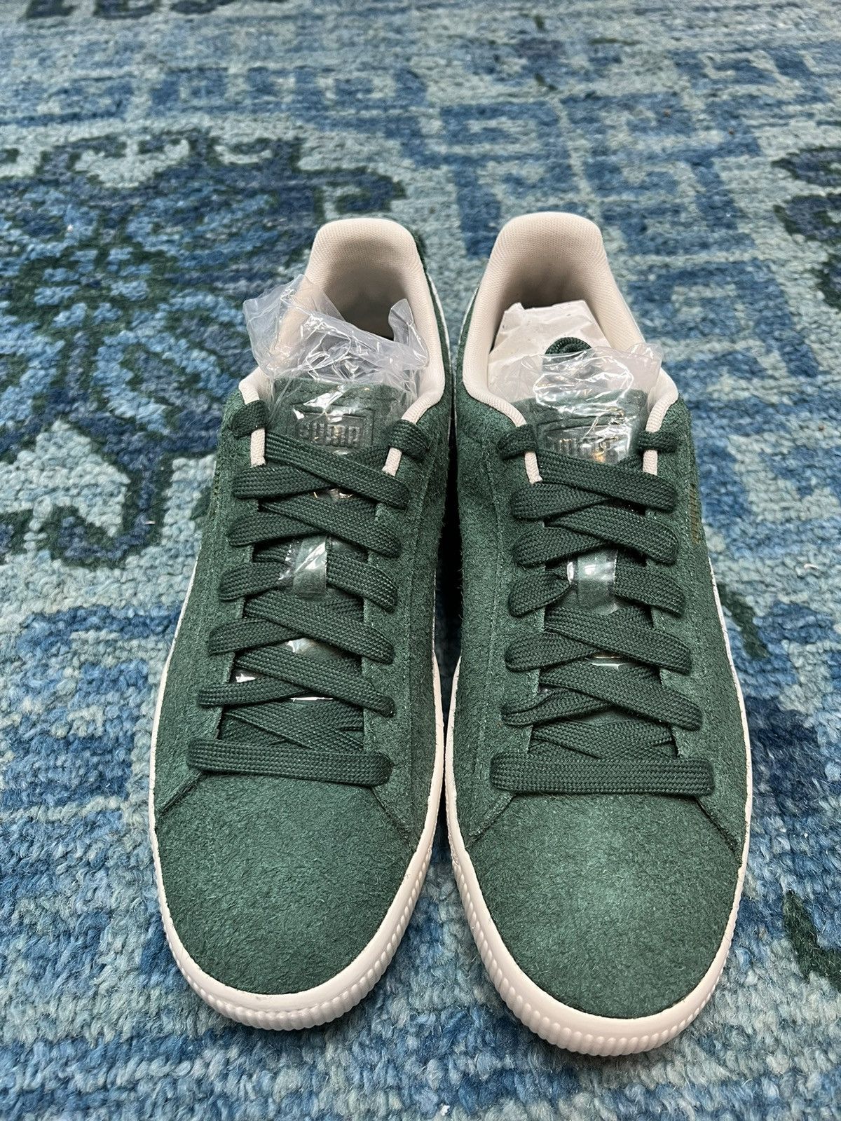 END. × Puma END. X Puma Clyde OG 300 Pairs Size US 11 / EU 44 - 3 Thumbnail