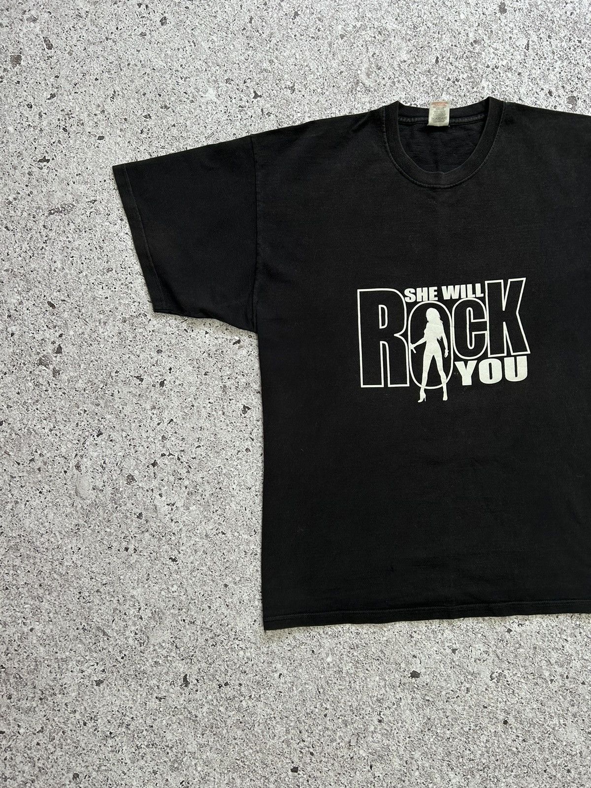 Vintage Vintage Road Crew She Will Rock You Sex Rock T-Shirt Y2K Size US L / EU 52-54 / 3 - 2 Thumbnail
