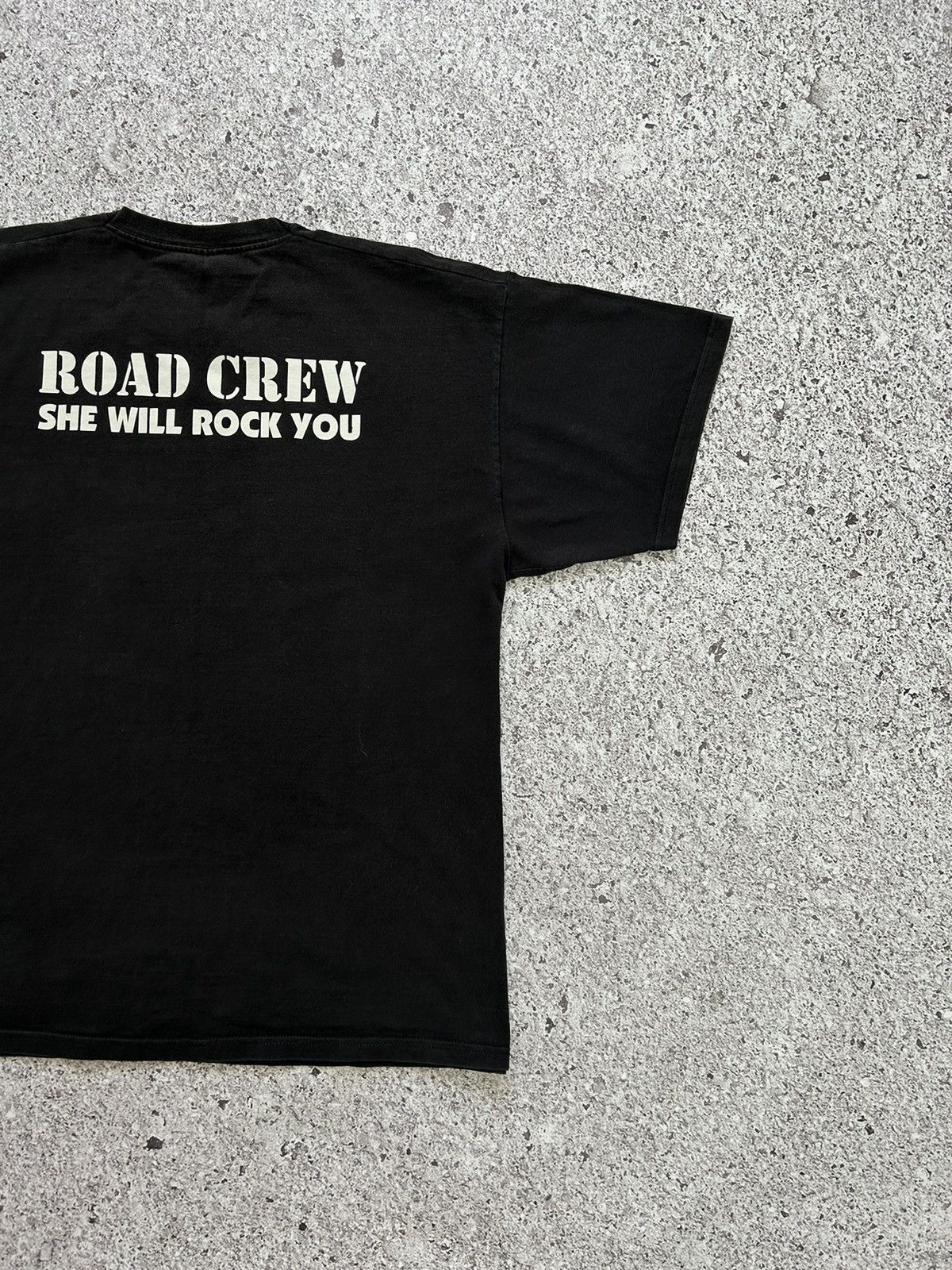 Vintage Vintage Road Crew She Will Rock You Sex Rock T-Shirt Y2K Size US L / EU 52-54 / 3 - 6 Thumbnail