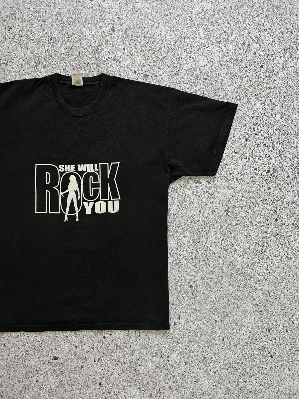 Vintage Vintage Road Crew She Will Rock You Sex Rock T-Shirt Y2K Size US L / EU 52-54 / 3 - 3 Thumbnail