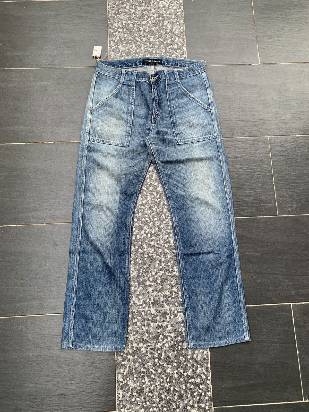 Uniqlo Uniqlo Faded Wash Denim Size US 35 - 1 Thumbnail