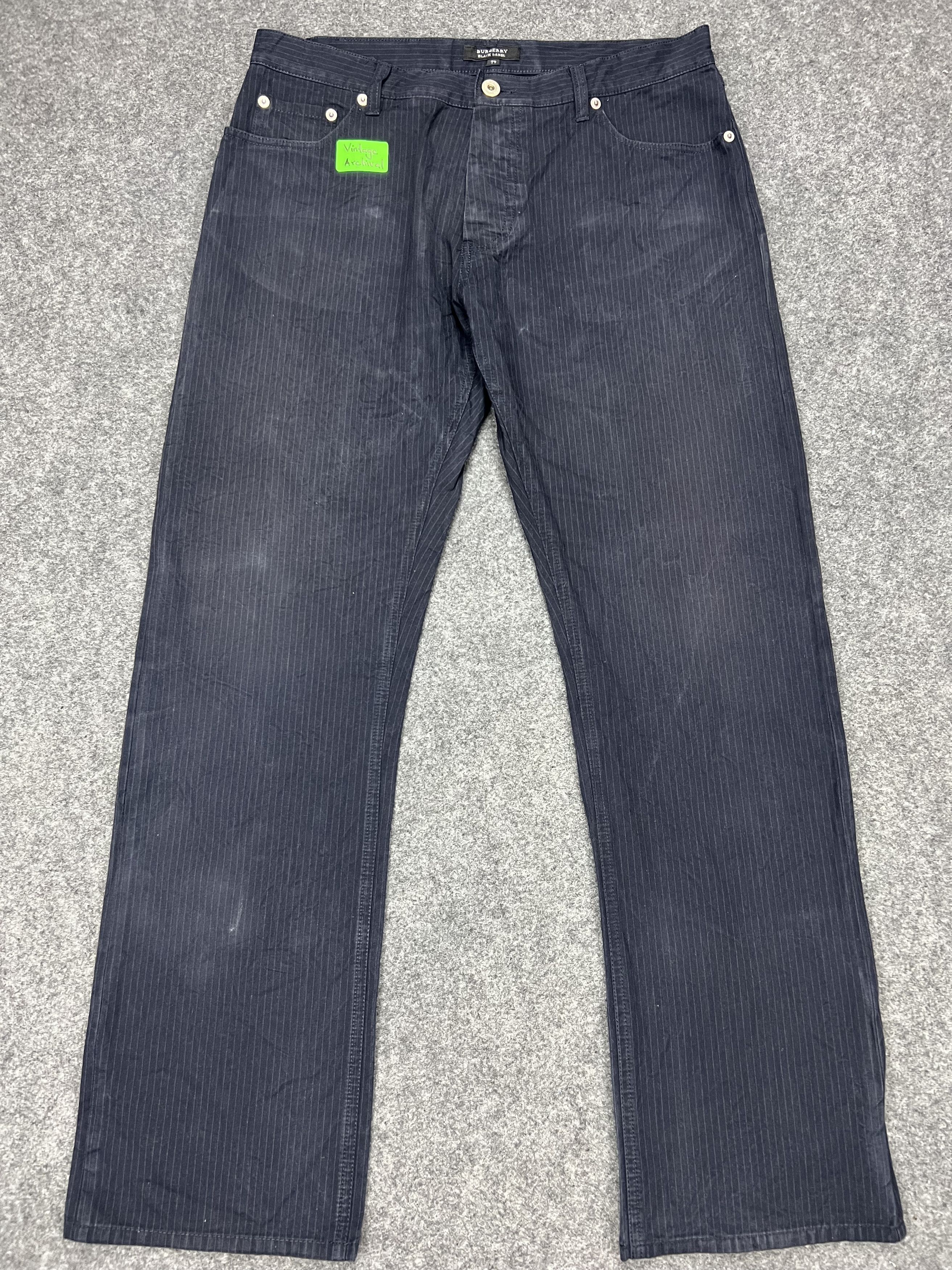 Burberry × Designer Dark Blue Burberry Casual Pants Size US 32 / EU 48 - 2 Thumbnail
