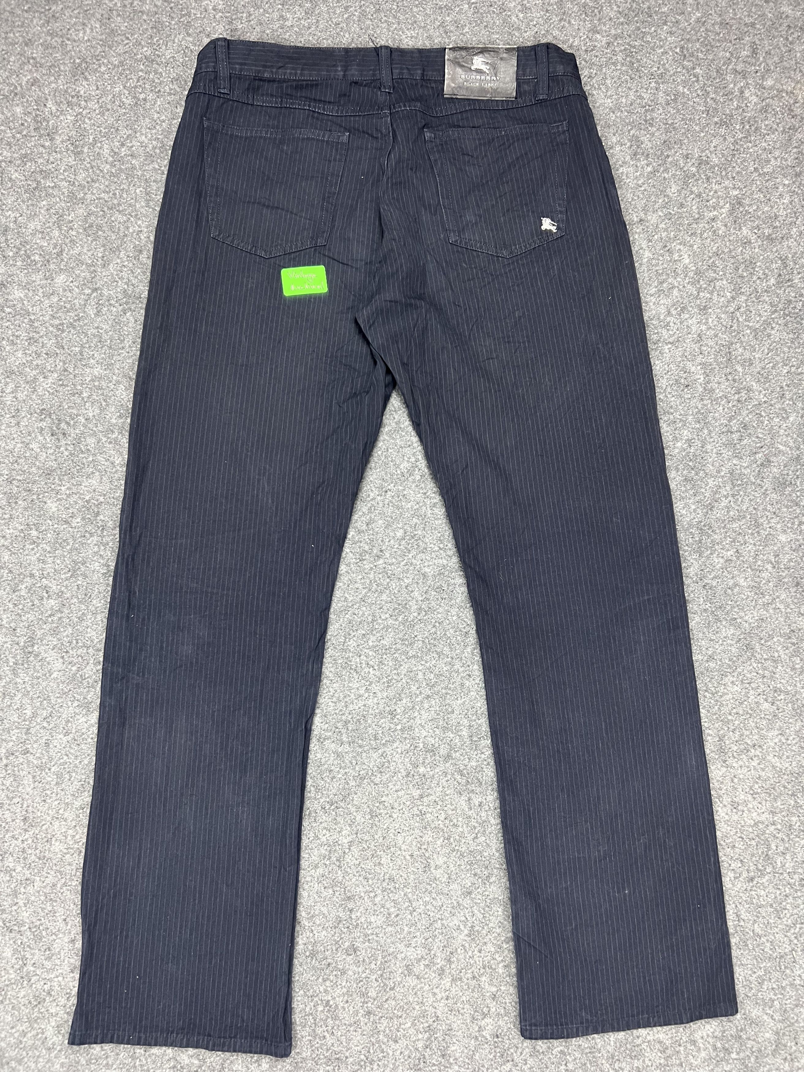 Burberry × Designer Dark Blue Burberry Casual Pants Size US 32 / EU 48 - 1 Thumbnail
