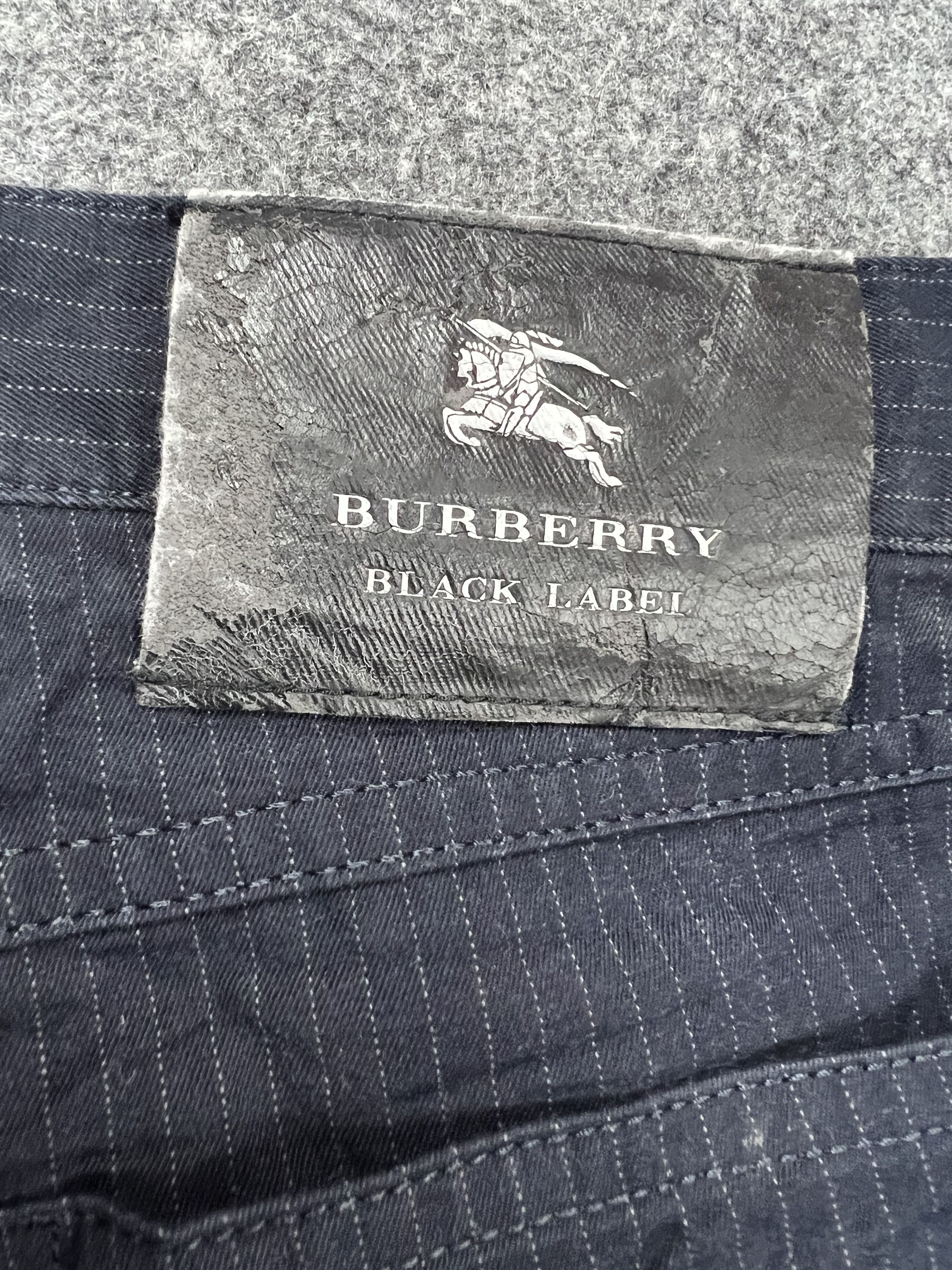 Burberry × Designer Dark Blue Burberry Casual Pants Size US 32 / EU 48 - 8 Thumbnail