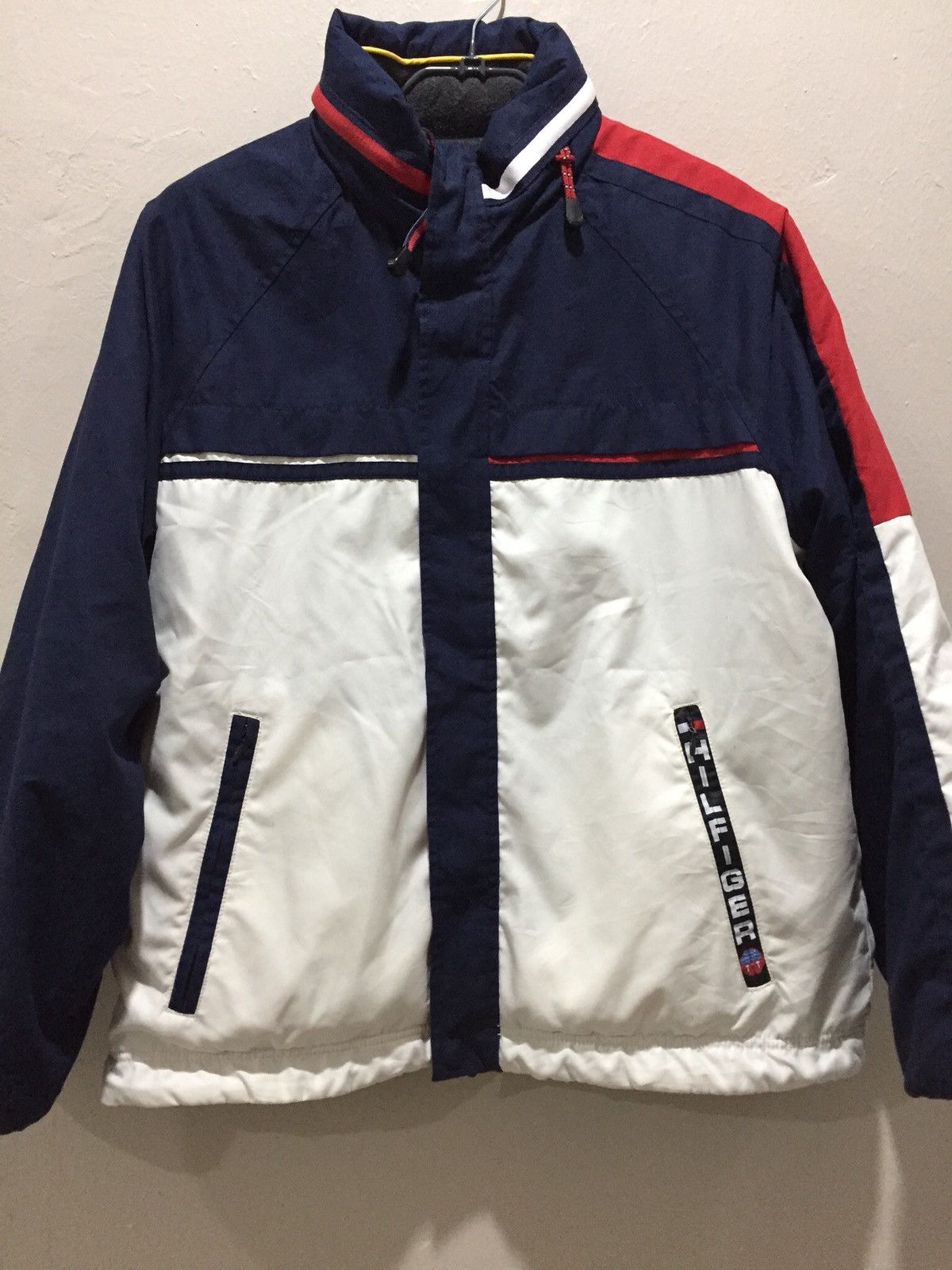 Tommy Hilfiger Tommy Hilfiger reversible jacket hooded hip hop menswear Size US S / EU 44-46 / 1 - 2 Thumbnail