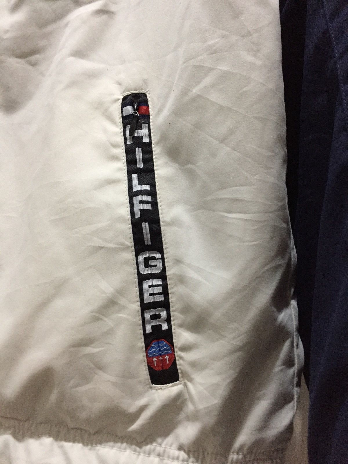Tommy Hilfiger Tommy Hilfiger reversible jacket hooded hip hop menswear Size US S / EU 44-46 / 1 - 5 Thumbnail