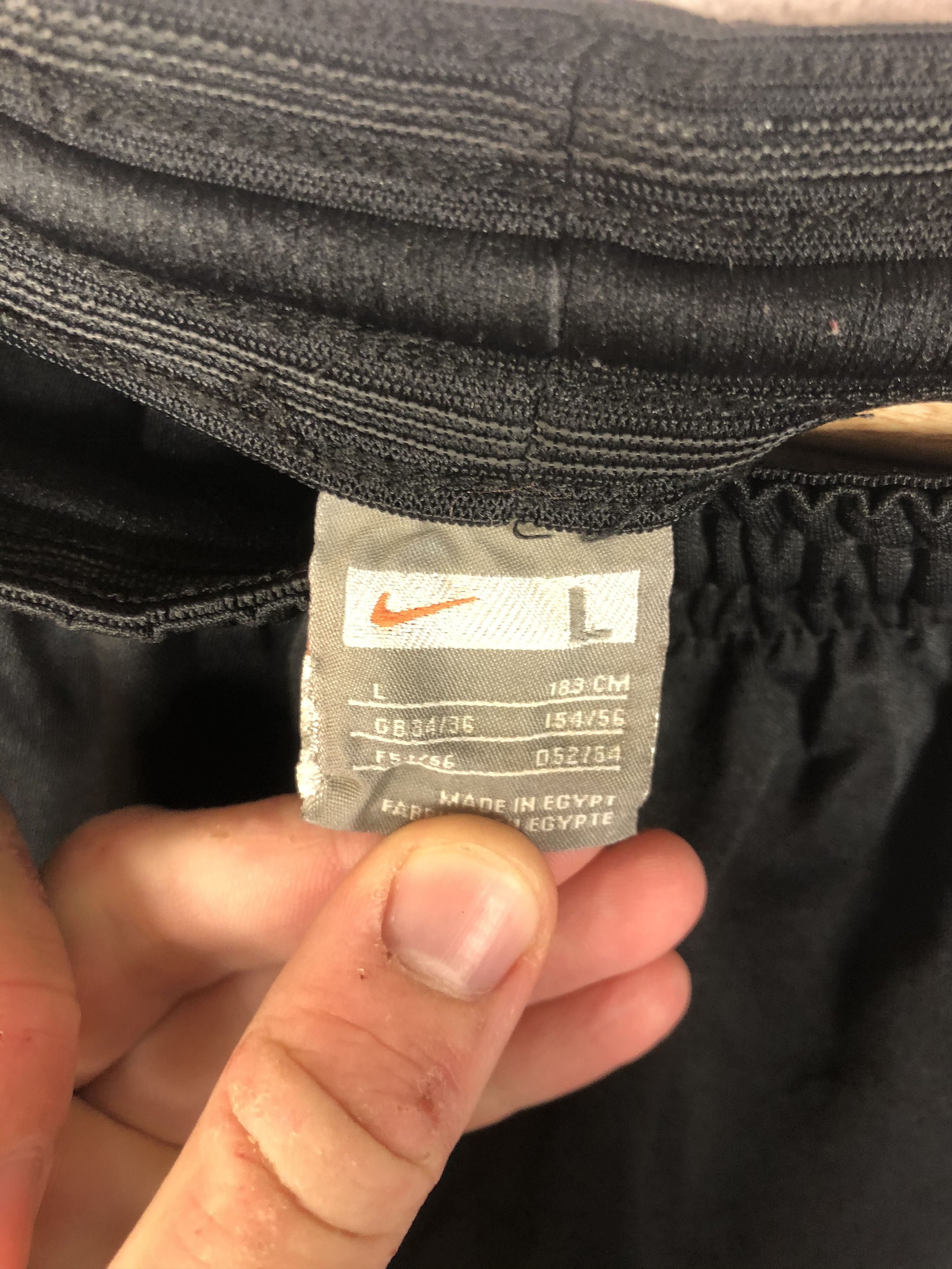 Vintage Vintage Nike Black Shorts Small Swoosh Size US 32 / EU 48 - 4 Thumbnail