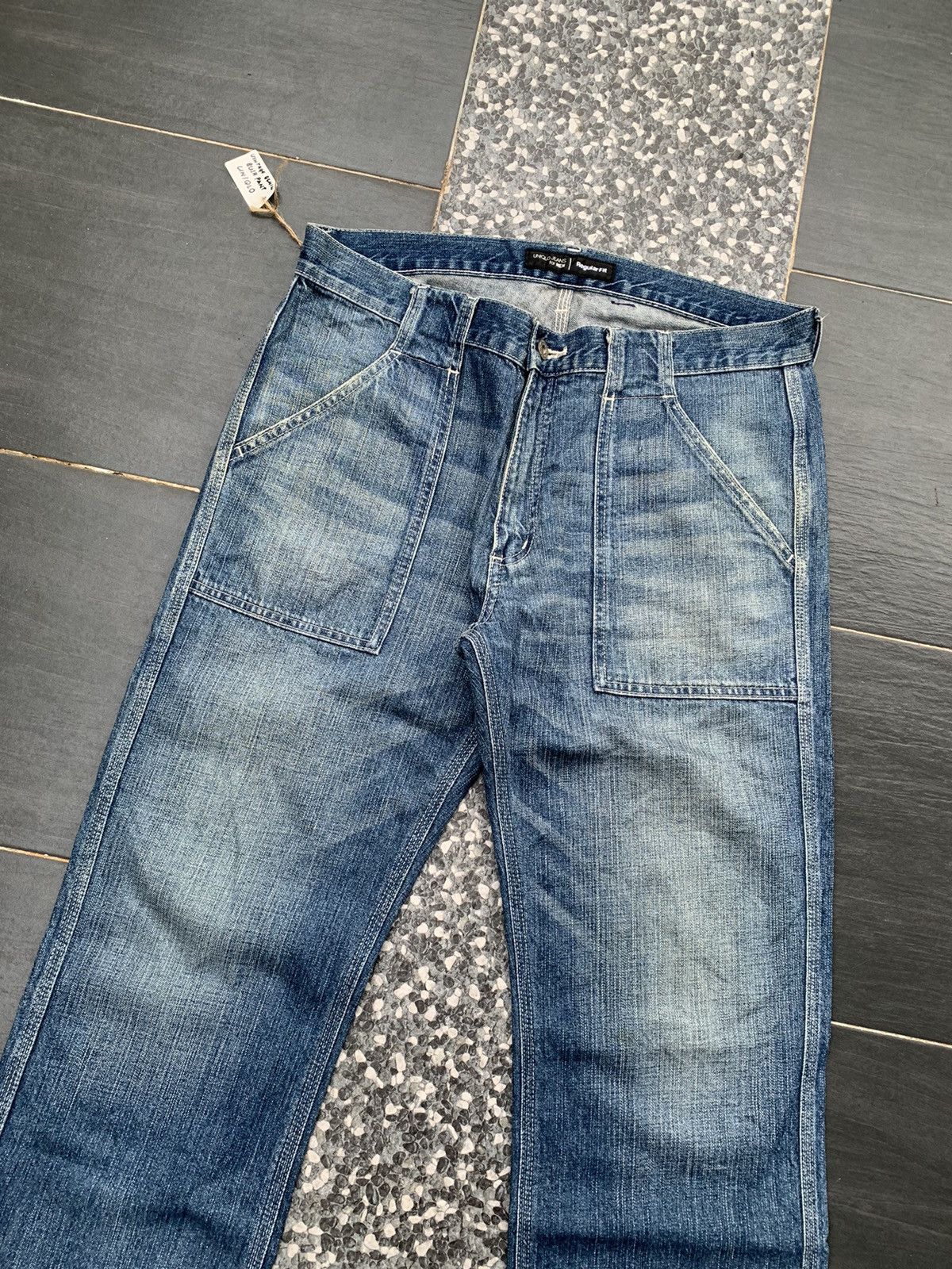 Uniqlo Uniqlo Faded Wash Denim Size US 36 / EU 52 - 2 Thumbnail