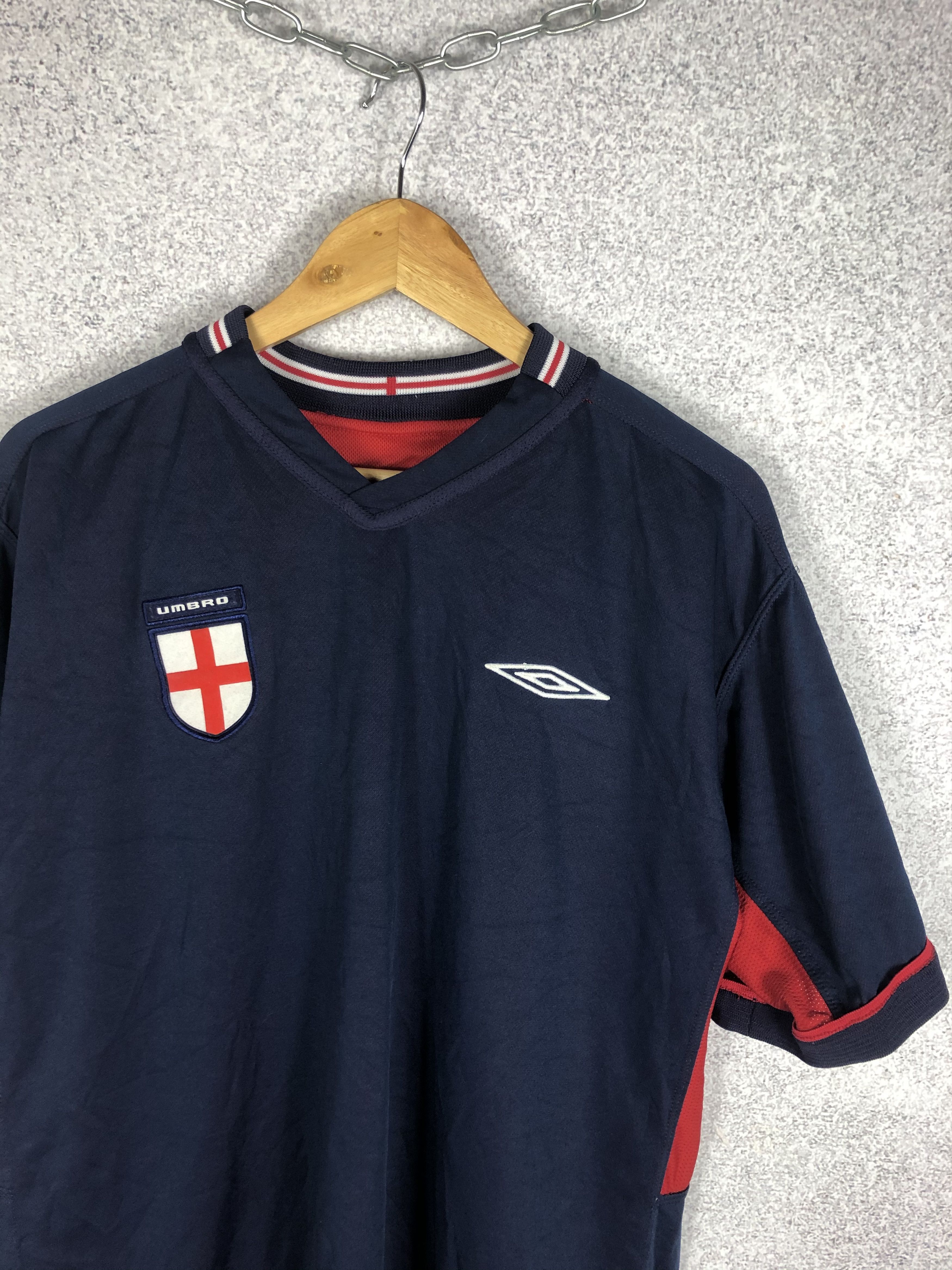 Umbro Vintage Umbro England 2002 2004 Away Soccer Jersey shirt Size US XL / EU 56 / 4 - 3 Thumbnail