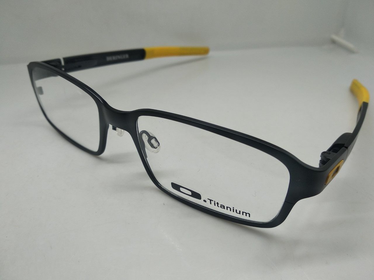 Oakley MOD ICONIC OAKLEY DERINGER TITANIUM EYEGLASSES LIVESTRONG Size ONE SIZE - 8 Thumbnail