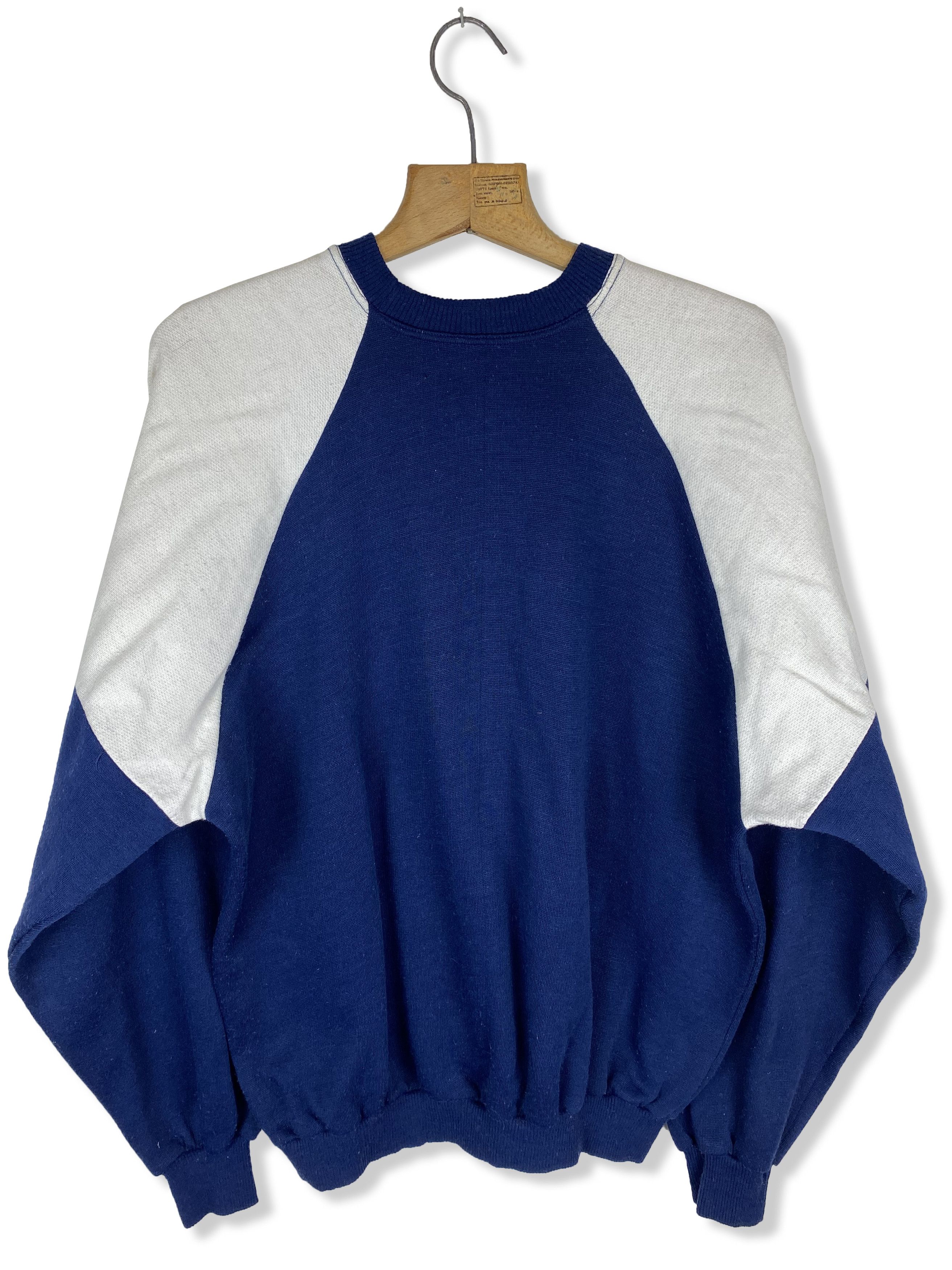 Other Vintage ATLANTIS Navy Sweatshirt M331 Size US XL / EU 56 / 4 - 7 Thumbnail