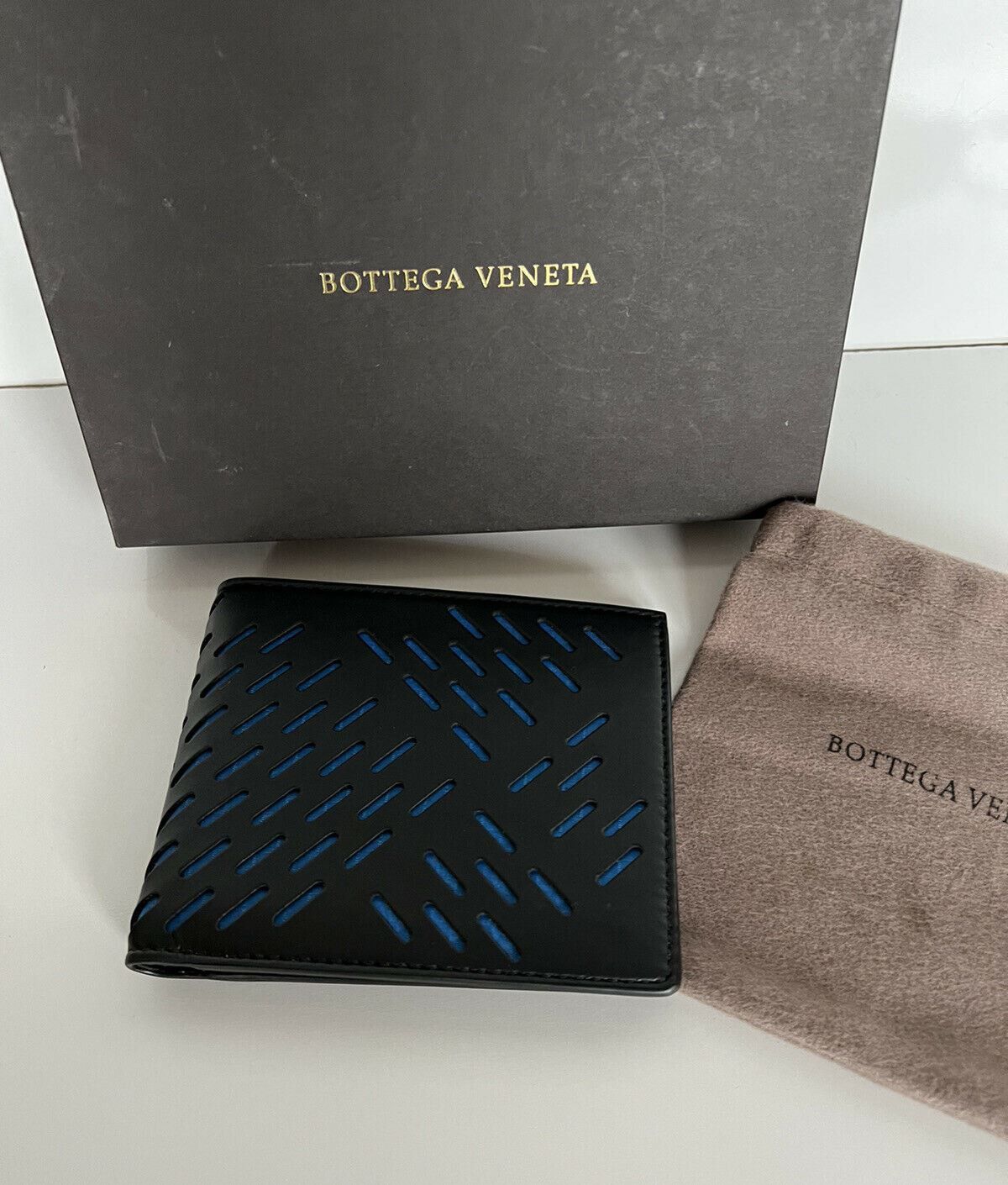 Bottega Veneta Wallet in Black & Blue Size ONE SIZE - 2 Thumbnail