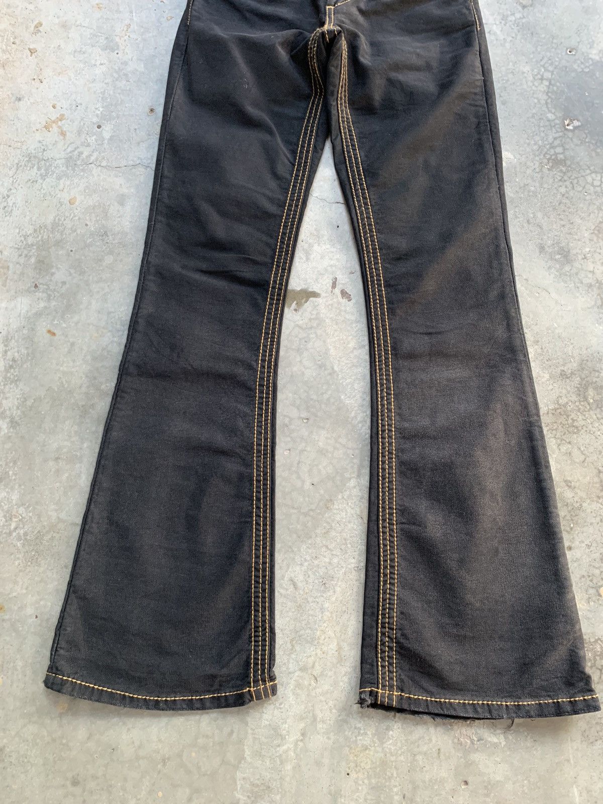 Japanese Brand Vintage Flared Wide Leg Jeans Denim Size US 26 / EU 42 - 2 Thumbnail