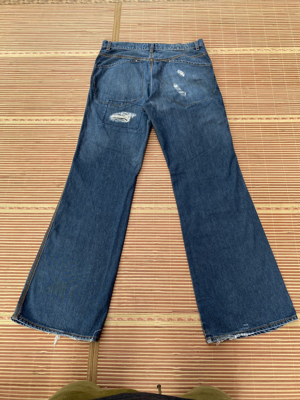 FCUK Vintage Fcuk Distressed Flare Pant Size US 34 / EU 50 - 3 Thumbnail