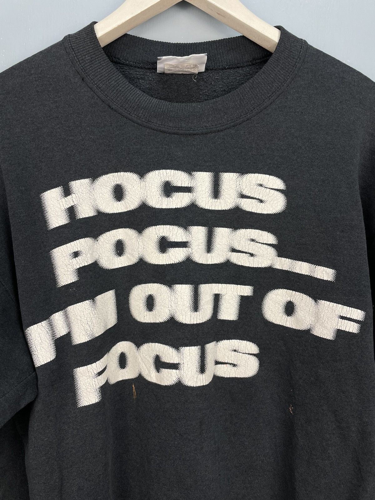 Vintage Vintage 90s Hocus Pocus…I’m Out Of Focus sweatshirt Size US M / EU 48-50 / 2 - 3 Thumbnail