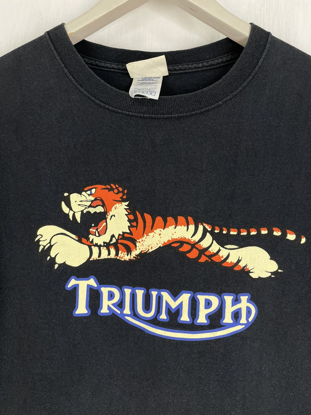 Vintage Vintage Y2K Triumph motorcycle Tiger t shirt Size US M / EU 48-50 / 2 - 3 Thumbnail
