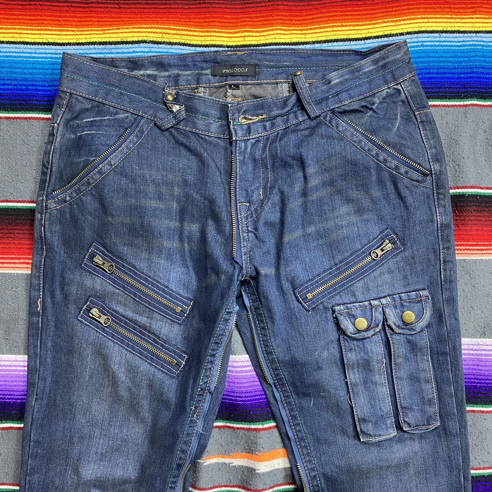 Other Vintage Japanese Multi Pocket Zipper Denim Jeans Size US 34 / EU 50 - 2 Thumbnail