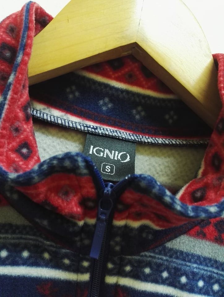 Japanese Brand Rare IGNIO Fleece Sweater Nice Design (c27) Size US S / EU 44-46 / 1 - 3 Thumbnail