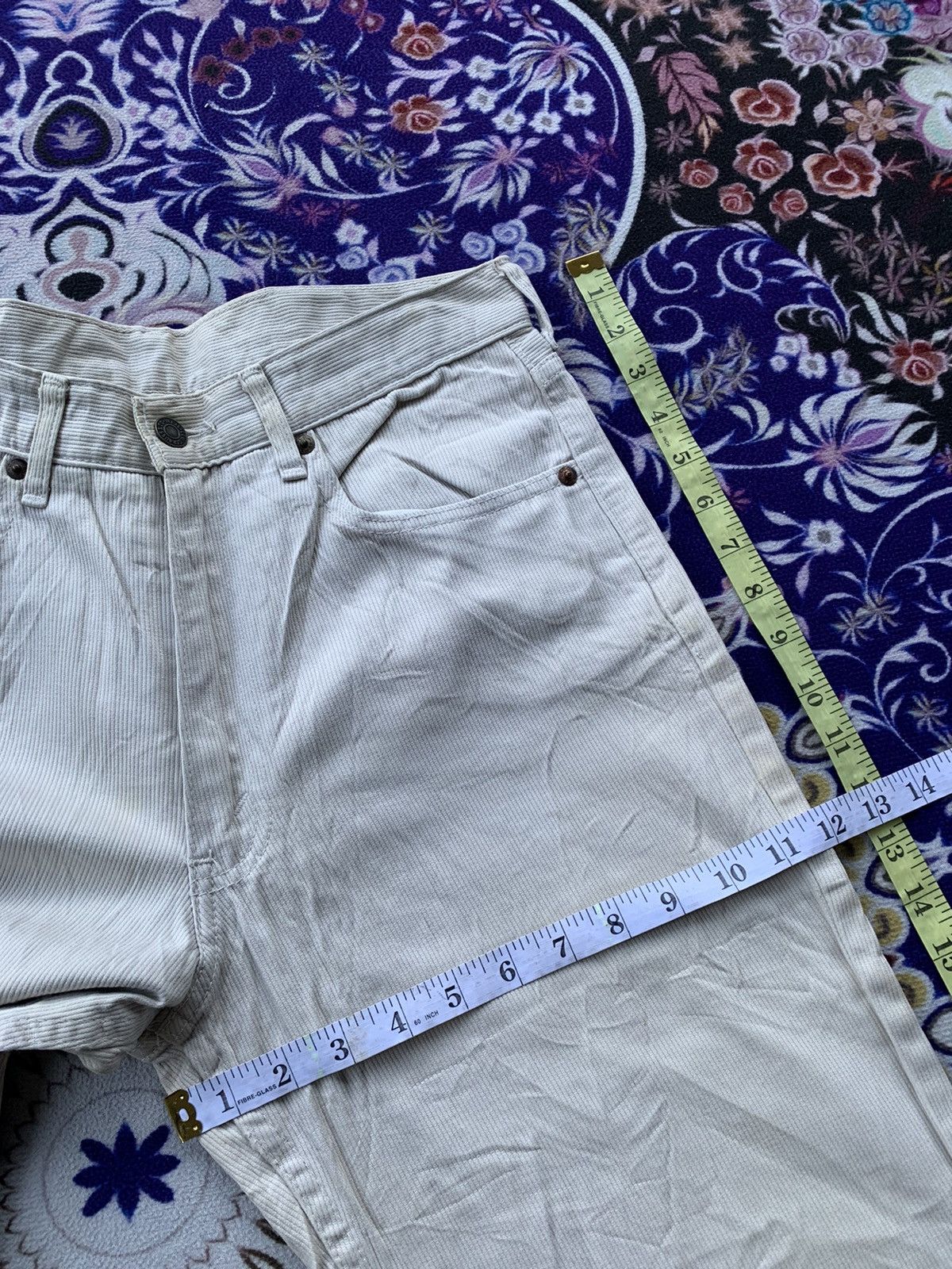 Levi's Vintage Levis Big E 513 - 1121 Corduroy Pants Size US 31 - 18 Thumbnail