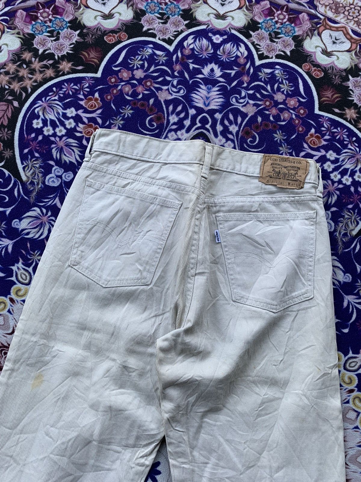Levi's Vintage Levis Big E 513 - 1121 Corduroy Pants Size US 31 - 16 Thumbnail