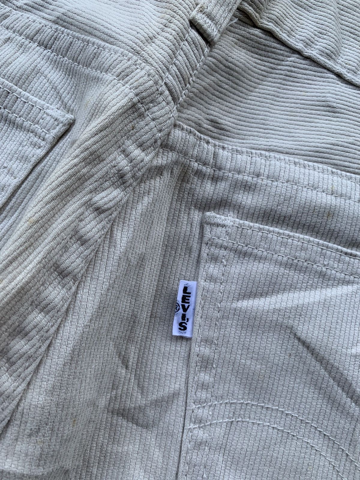 Levi's Vintage Levis Big E 513 - 1121 Corduroy Pants Size US 31 - 2 Thumbnail