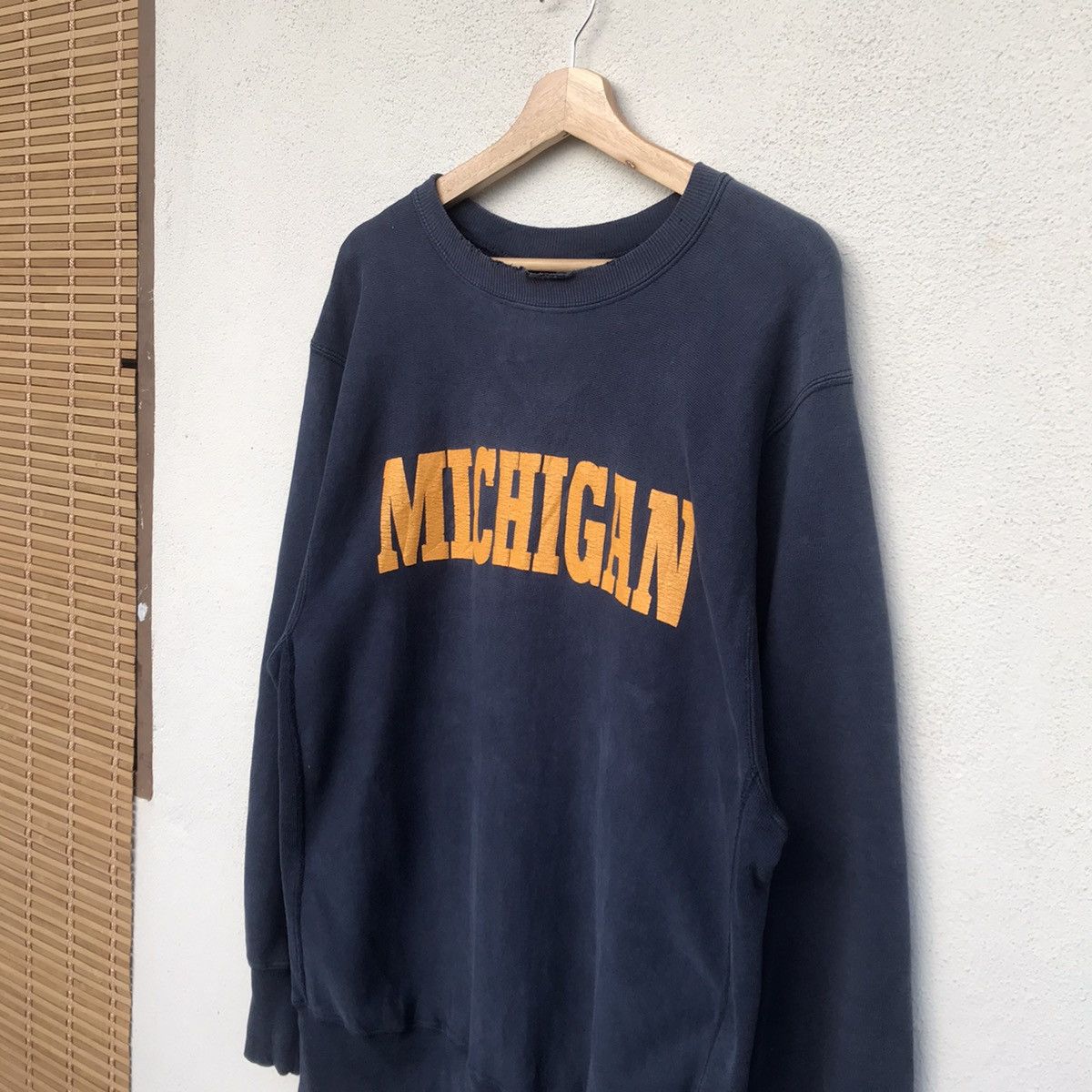 Champion × Vintage Vintage Trashed Michigan by Champion reverse weave crewneck Size US XL / EU 56 / 4 - 4 Thumbnail
