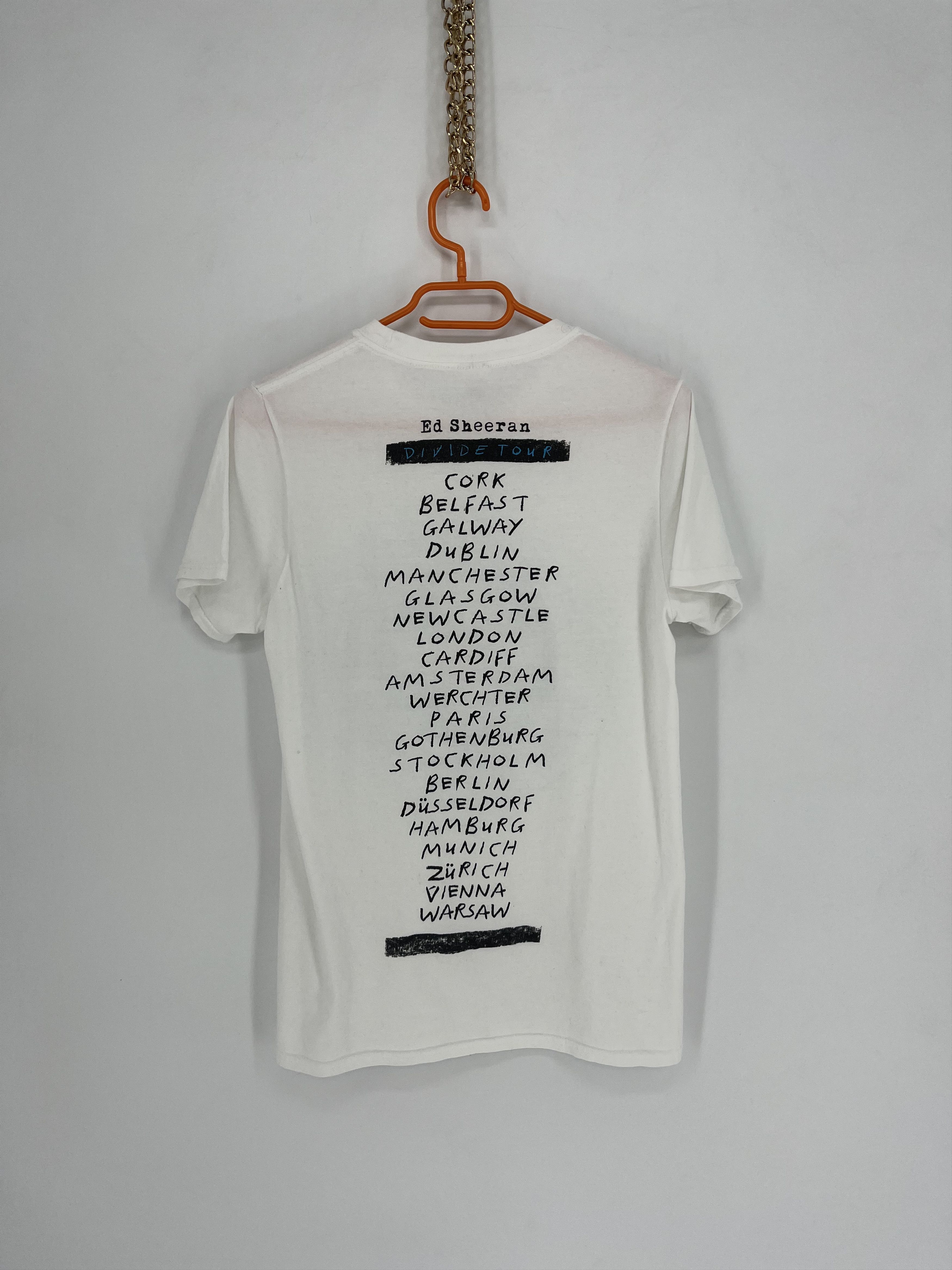 Band Tees Vintage Y2K Ed Sheeran Divide World Tour T-Shirt S Size Size US S / EU 44-46 / 1 - 6 Thumbnail