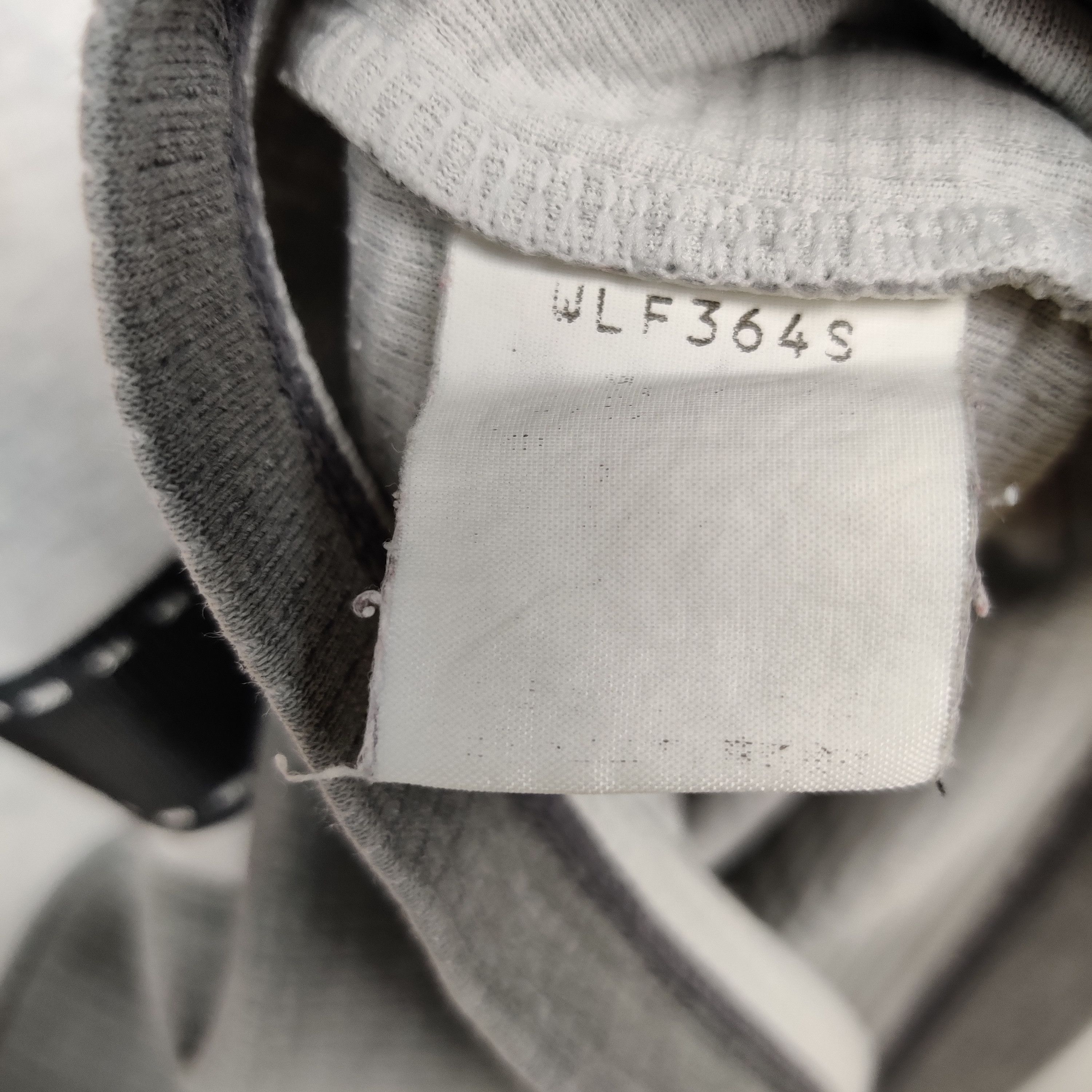 Wilson Vintage Wilson Sweatshirt Half Zipper Big Logo Pullover Size US L / EU 52-54 / 3 - 4 Thumbnail