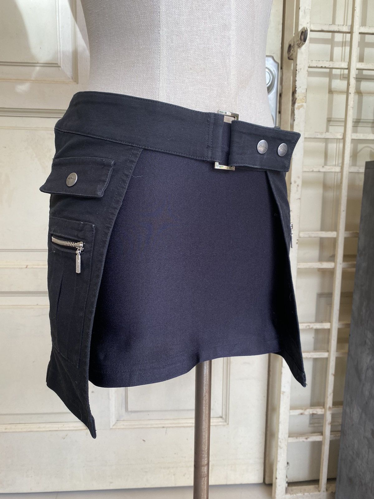 Fubu hybrid short skirt Size 31" - 2 Thumbnail